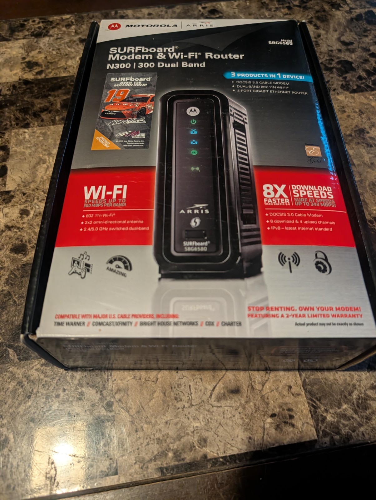 Motorola ARRIS SURFboard SBG6580 DOCSIS 3.0 Cable Modem and Wi-Fi Router N300
