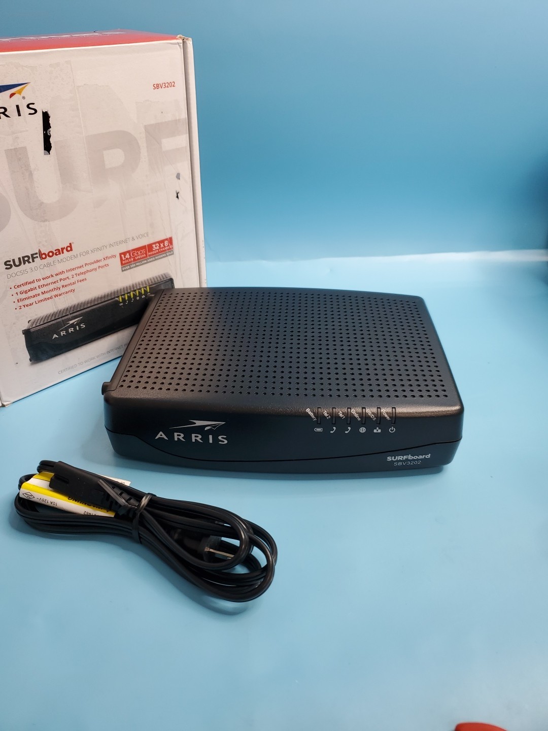 ARRIS SURFboard SBV3202 DOCSIS 3.0 Cable Modem Comcast Xfinity Internet & Voice
