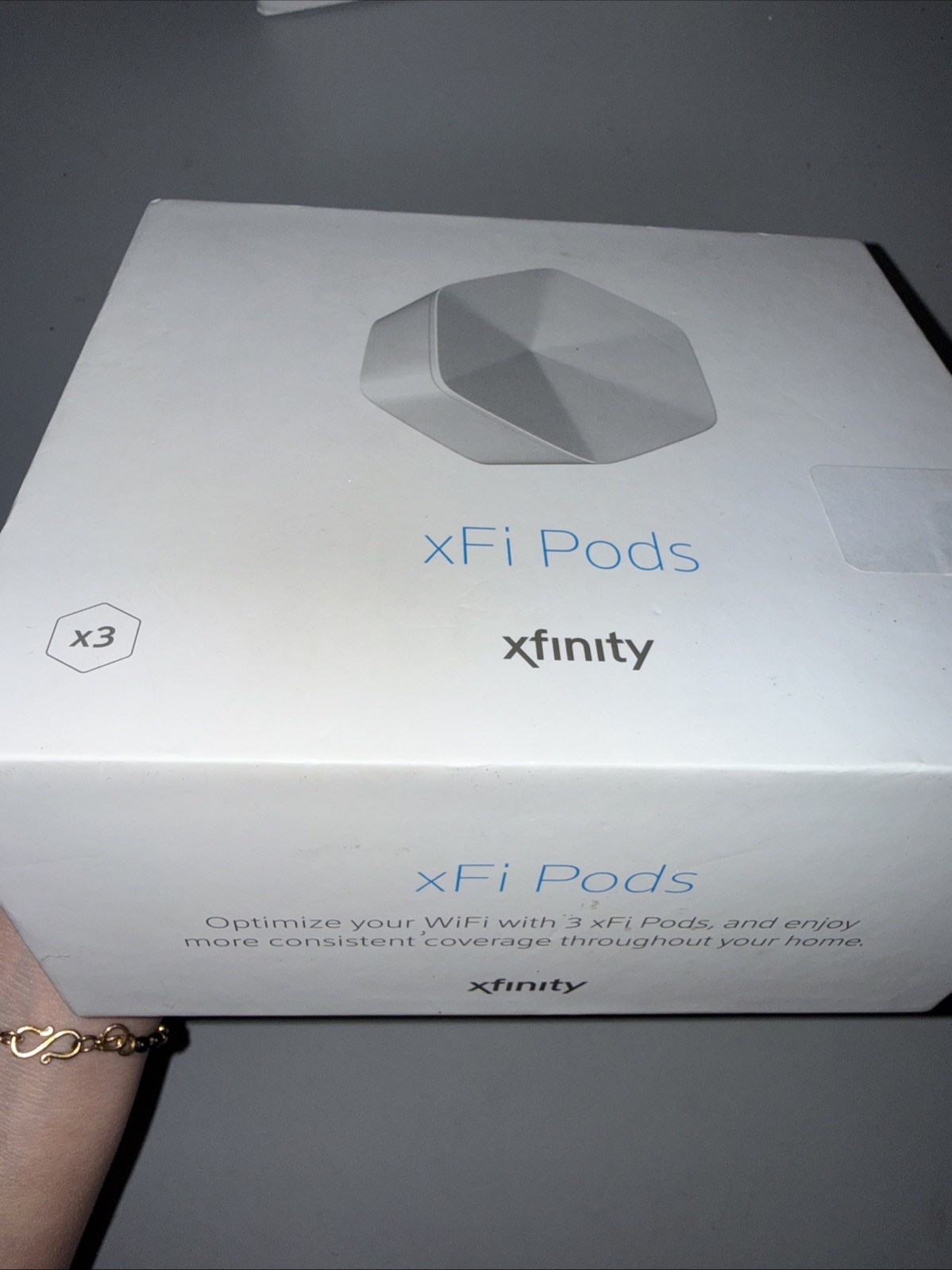 Xfinity xFi Pods XE1-S WiFi Network Range Extender 1st Gen XE1-S – Pack of 3