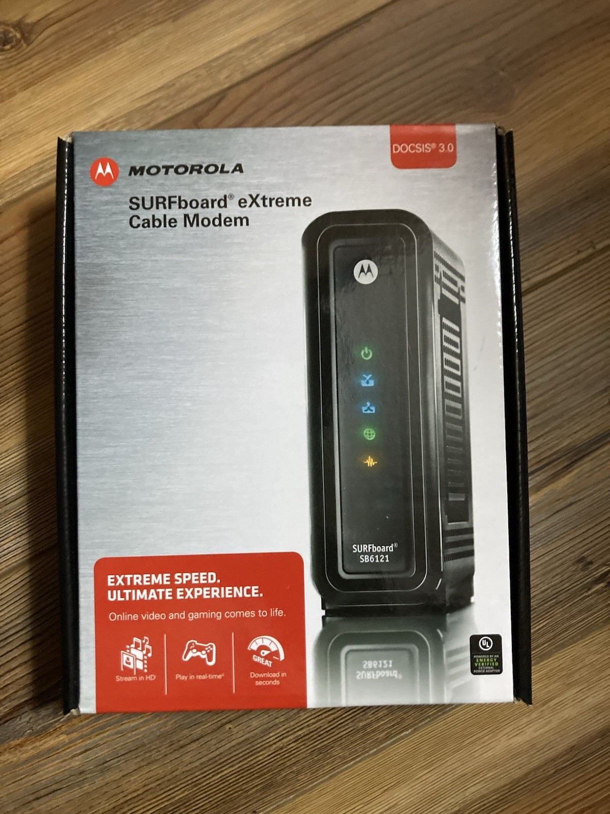 Motorola Surfboard eXtreme Cable Modem SB6121 DOCSIS 3.0 Open Box