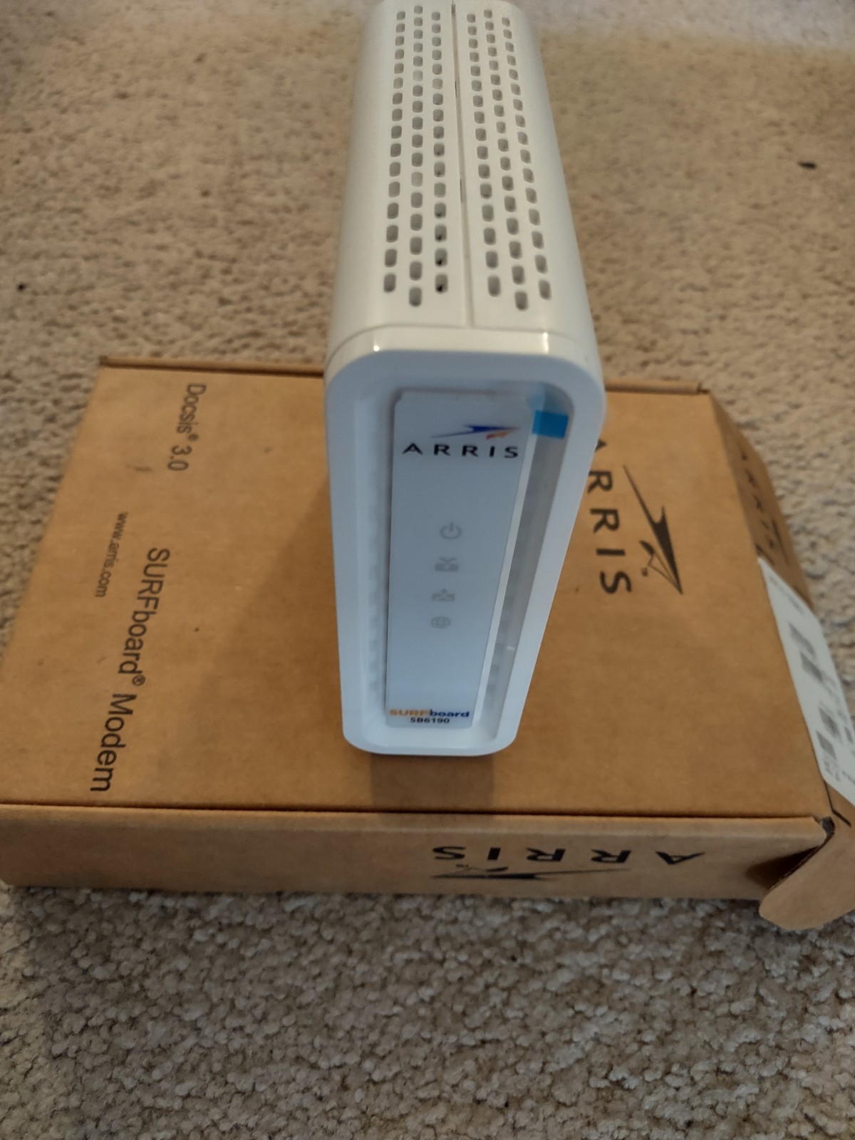 ARRIS SURFboard SB6190 Cable Modem DOCSIS 3.0 1.4Gbps 1-Port White
