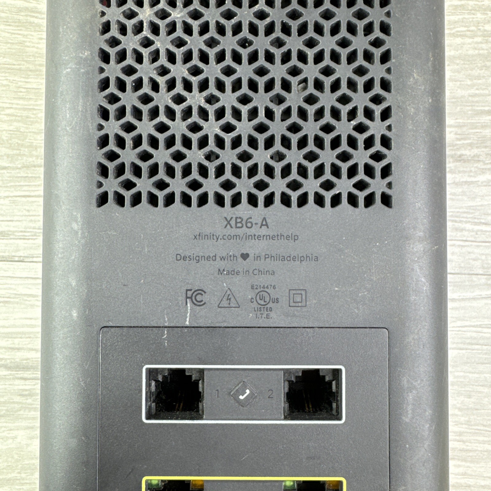Xfinity XB6-A WIFI Router & Modem No Power Cord For Parts or Not Working