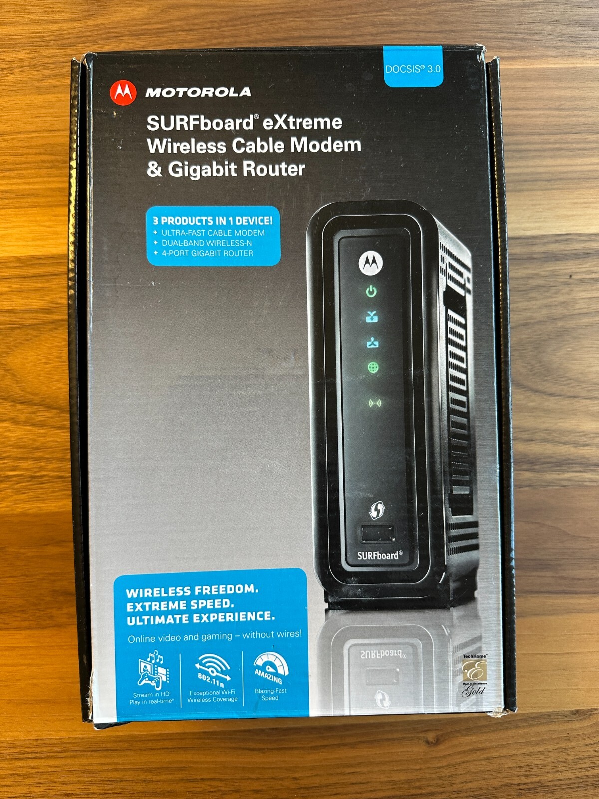 Motorola Surfboard Extreme Wireless Cable Modem Gigabit Router SBG6580