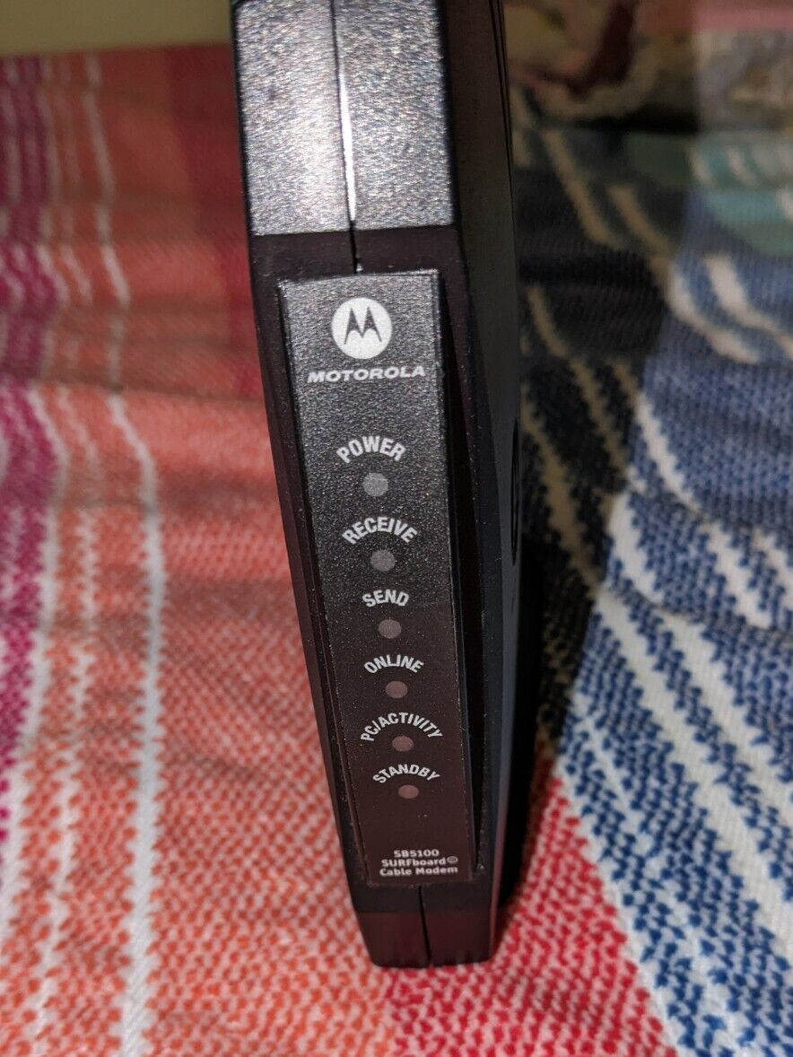 Motorola SURFboard SB5100 & SB5100 Cable Modem – Without Power Cable UNTESTED