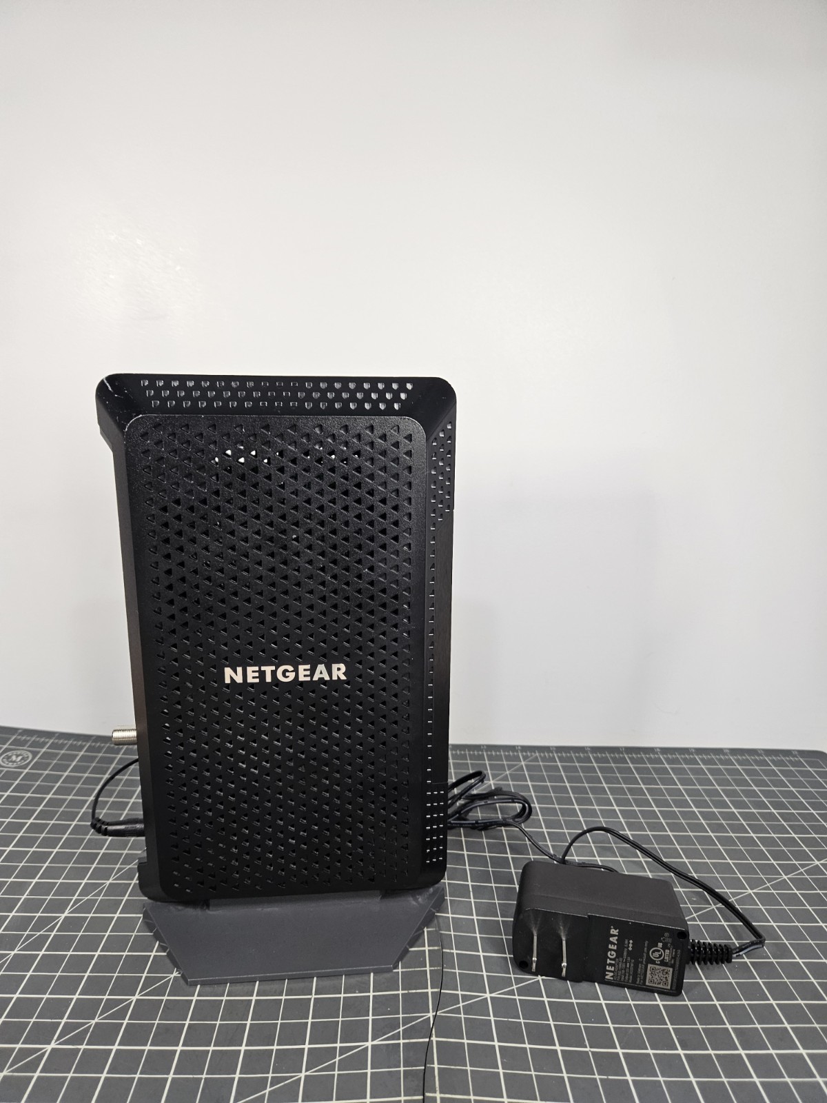 NETGEAR Nighthawk CM1200 DOCSIS 3.1 Cable Modem