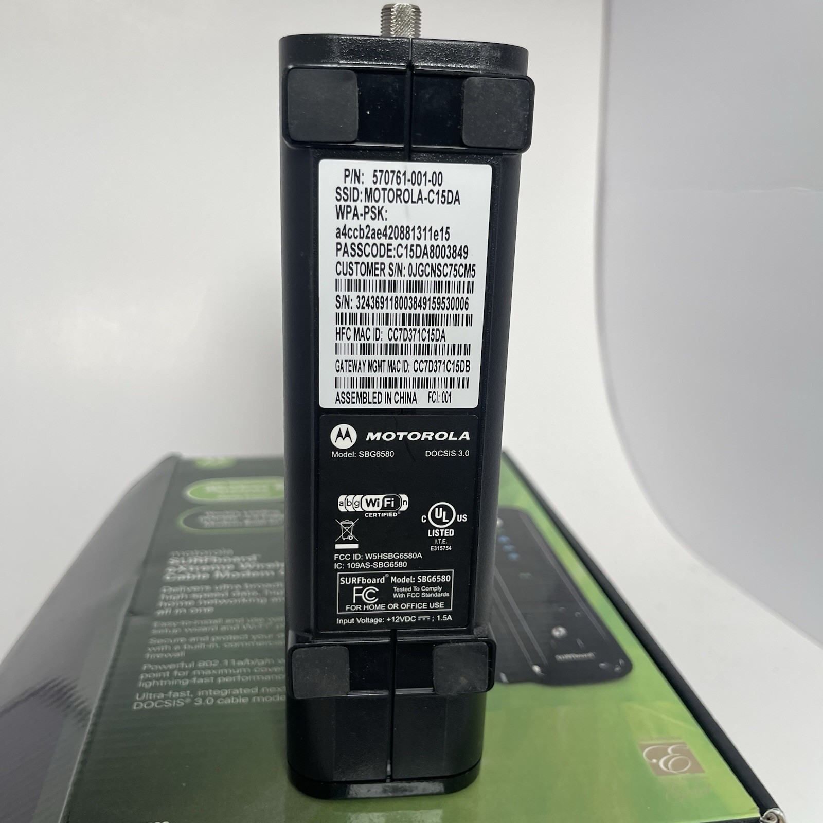 Motorola Surfboard Extreme Wireless Cable Modem Gateway SBG6580