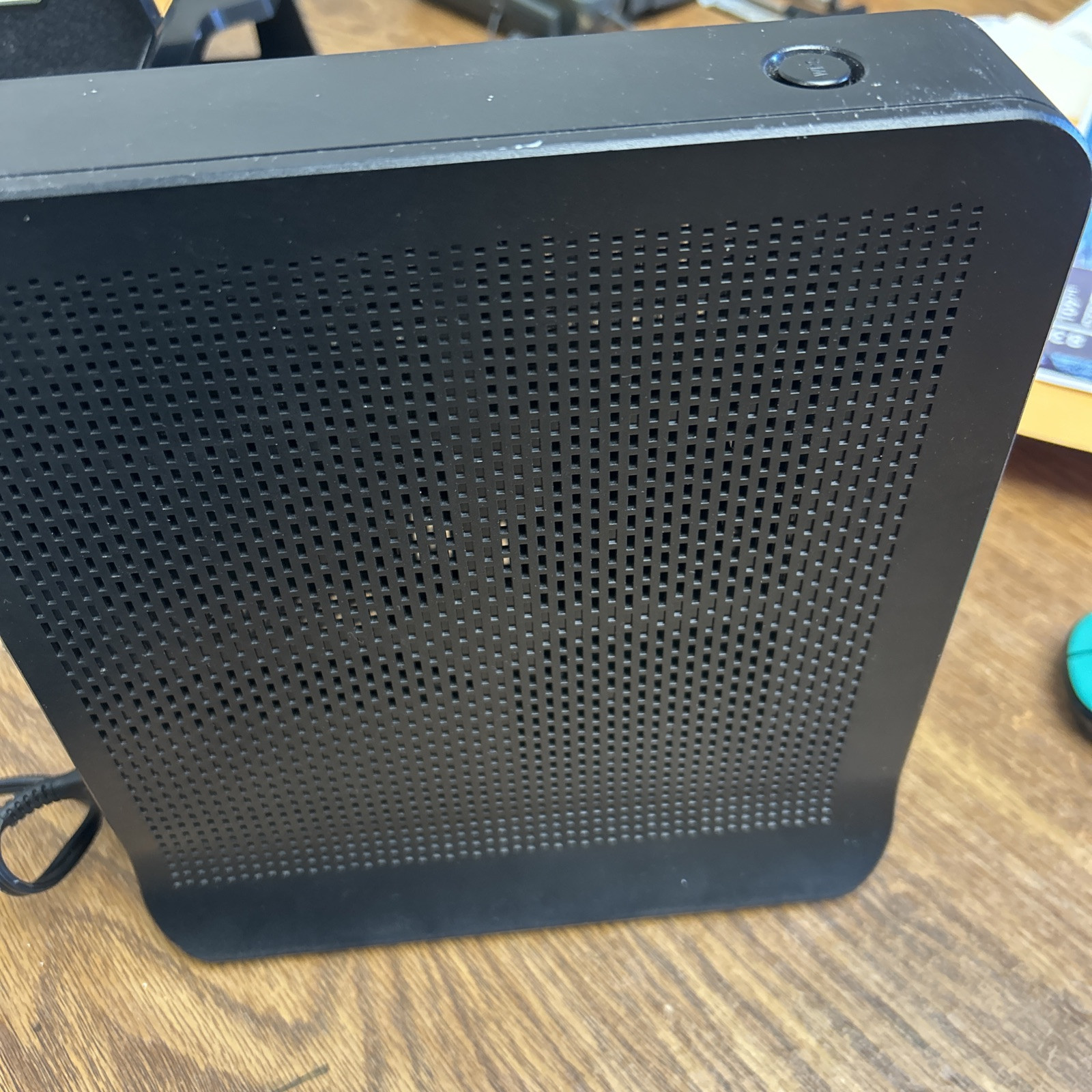 Ubee DDW36C Wireless Cable Modem Router Gateway
