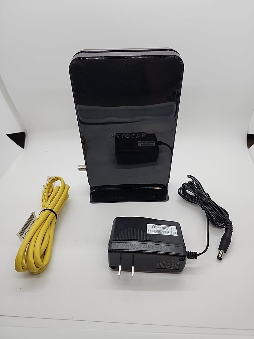 NETGEAR CM500-1AZNAS 16×4 DOCSIS 3.0 Cable Modem Max Download Speeds of 680 Mbps