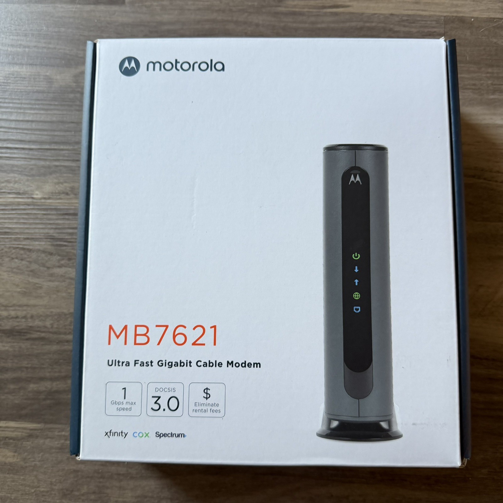 Motorola 24×8 Cable Modem Model MB7621 DOCSIS 3.0 – AC Adapter and LAN Cable