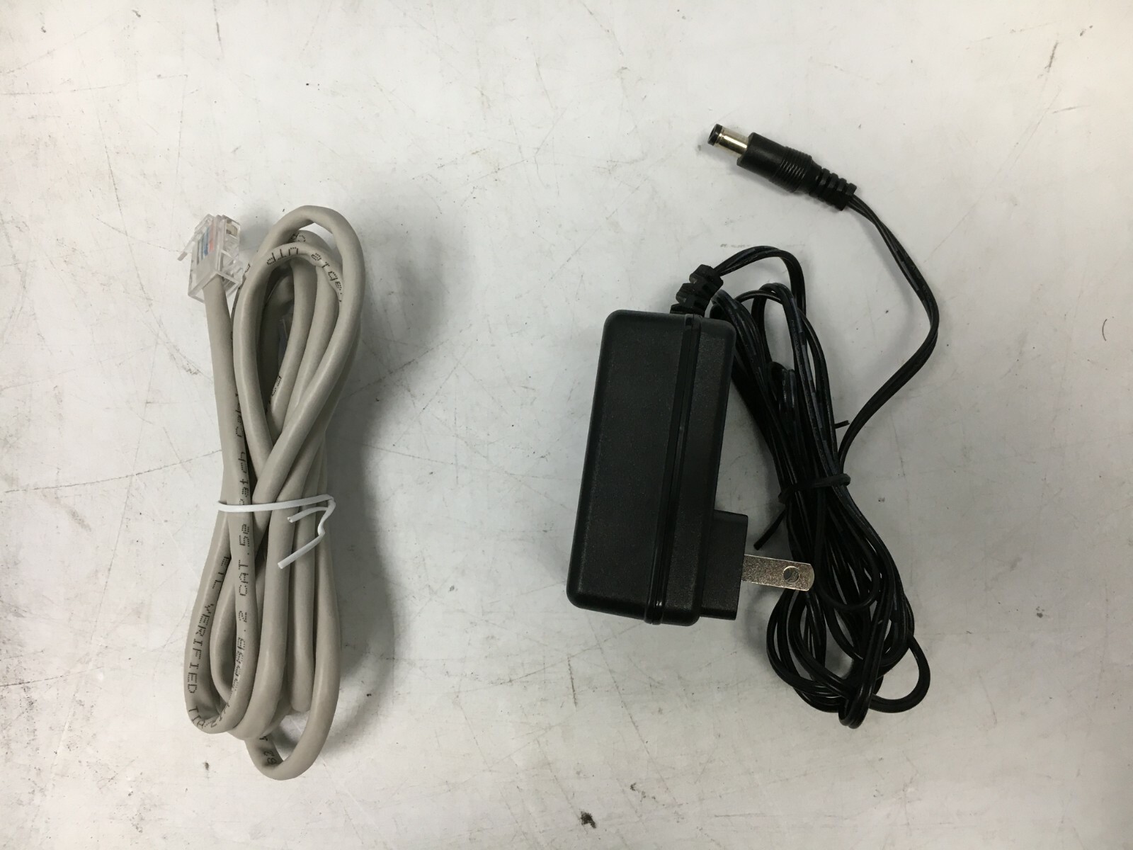 Used Arris Motorola SB6121 Surfboard Modem 200 Series DOCSIS 3.0
