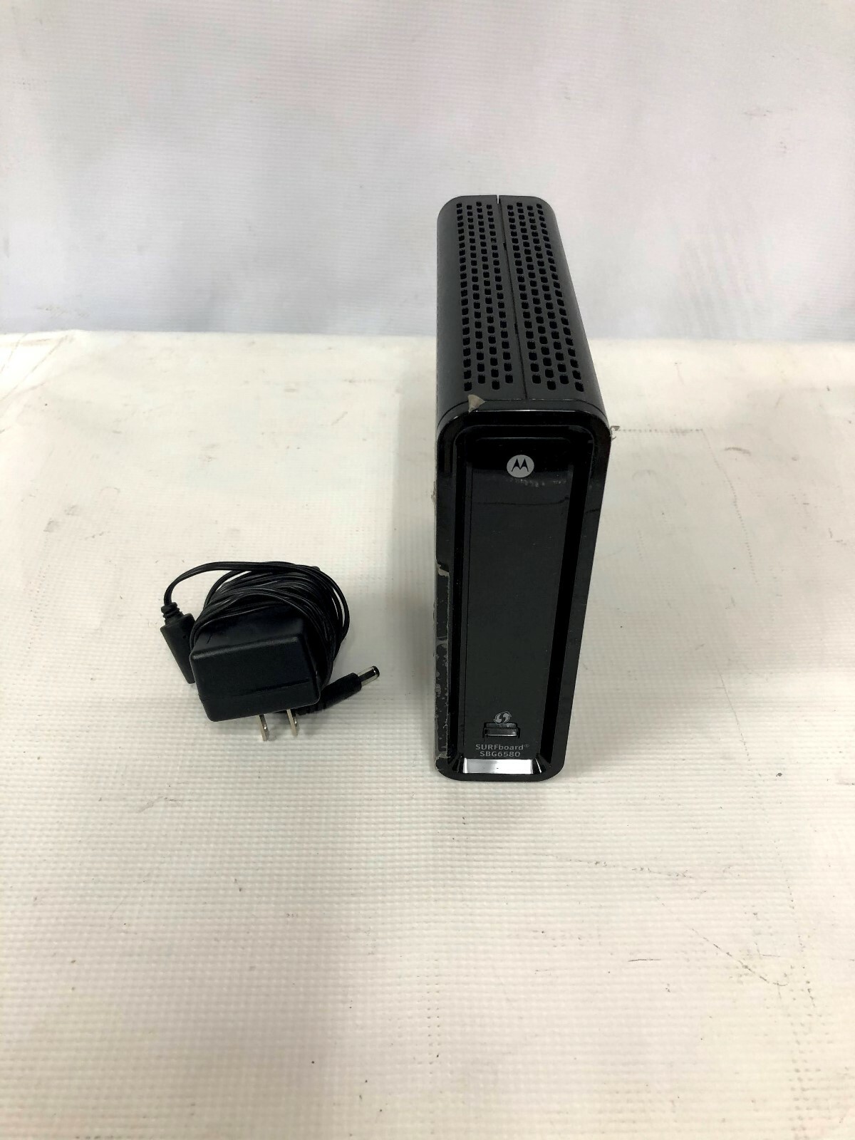 Motorola ARRIS Surfboard SBG6580 Cable Modem DOCSIS 3.0 with Power Pack