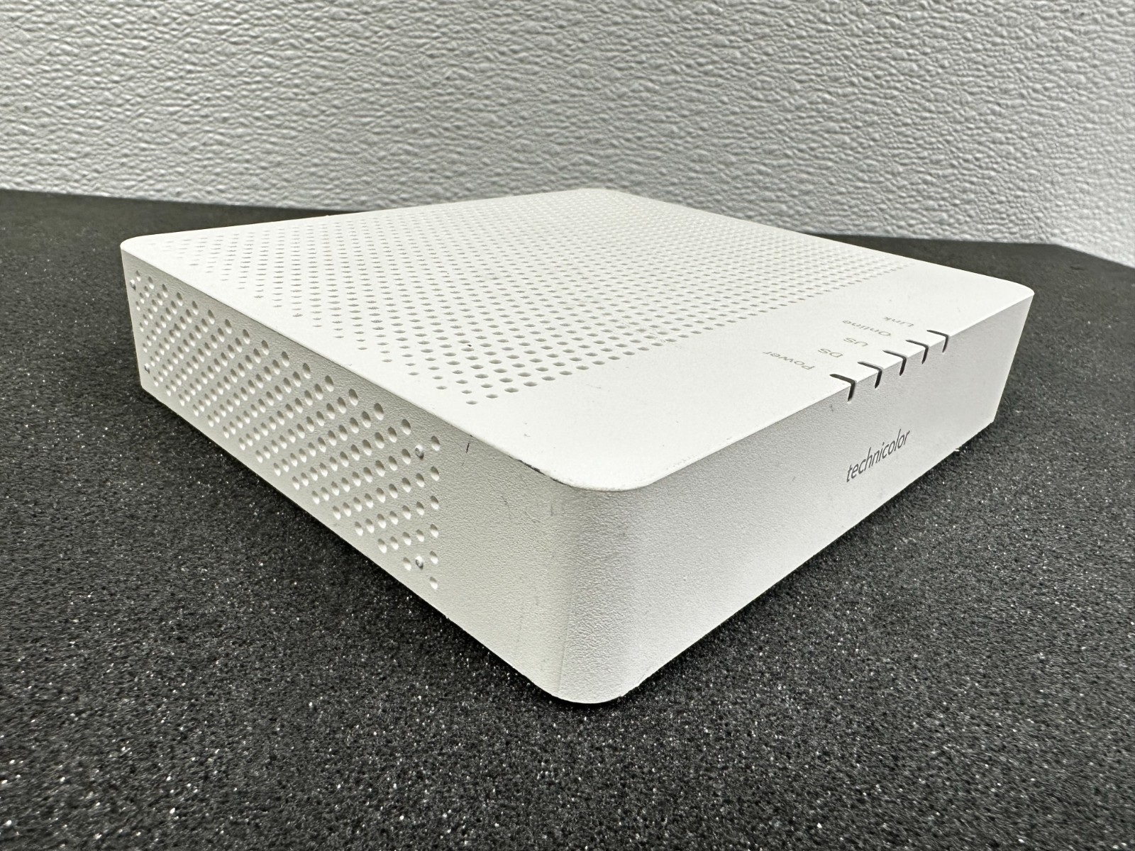 Technicolor Model TC4400-AM Ultra-Broadband Cable Modem NO AC FREE SHIPPING 🚚