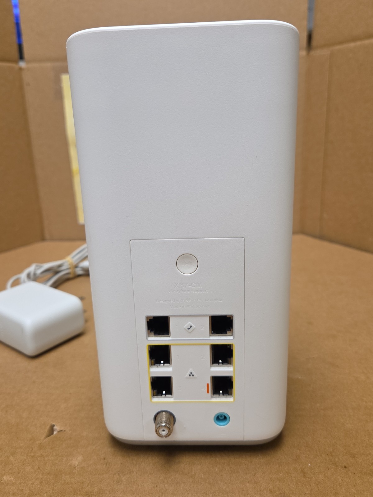 Xfinity XB7-CM Home WiFi Router Modem White & Original Power Cord TG02DCW4482CT