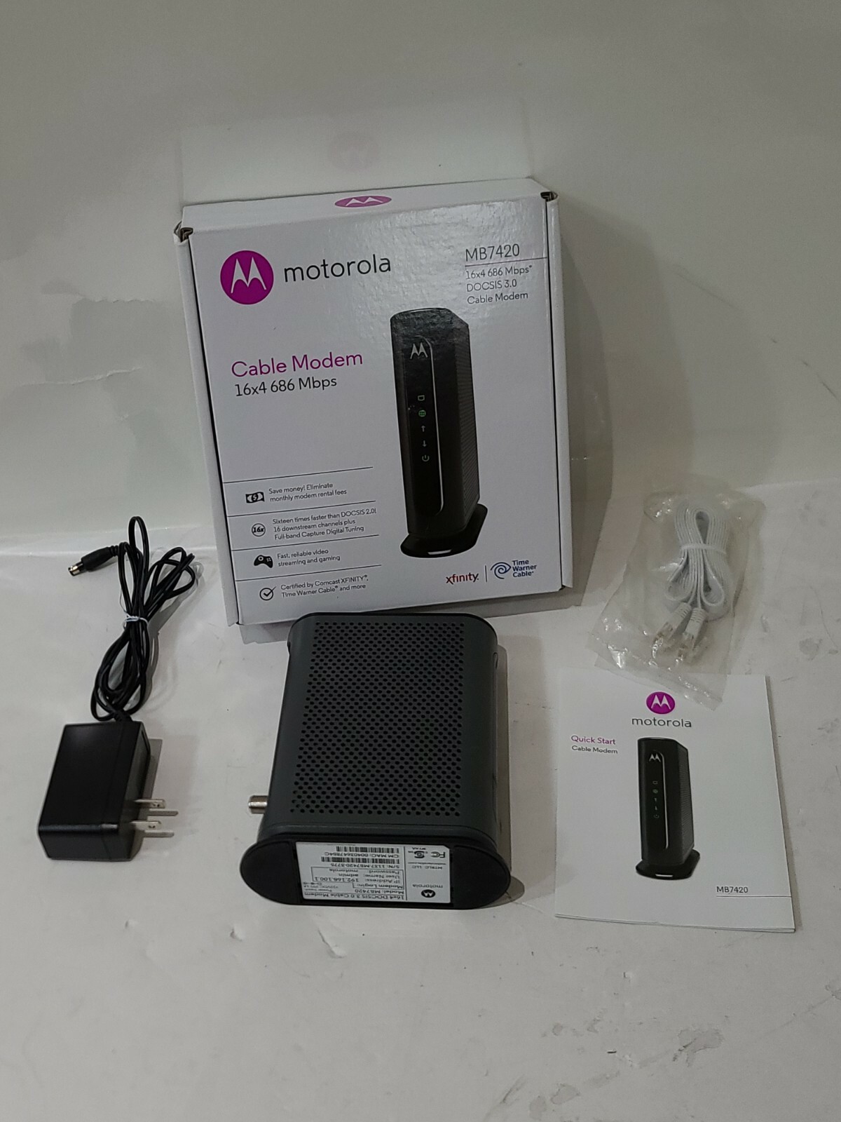 Motorola MB7420 686mbps 16×4 DOCSIS 3.0 Cable Modem + Box