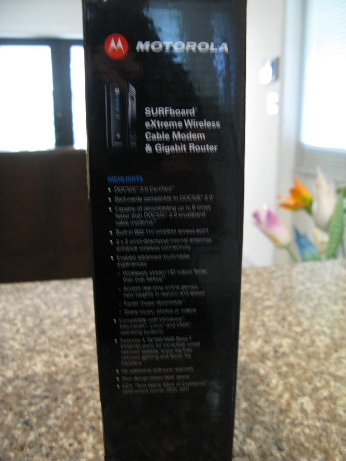Motorola ARRIS SURFboard SBG6580 DOCSIS 3.0 Cable Modem and Wi-Fi Router N300