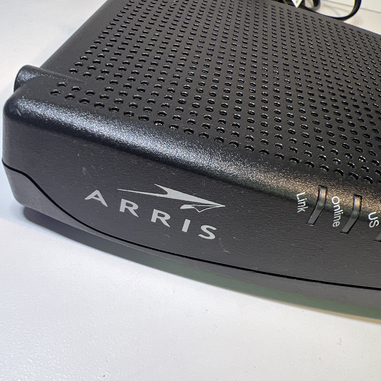 Arris CM820A TC00DLD820 CM820A Cable Modem w/ Power Cord