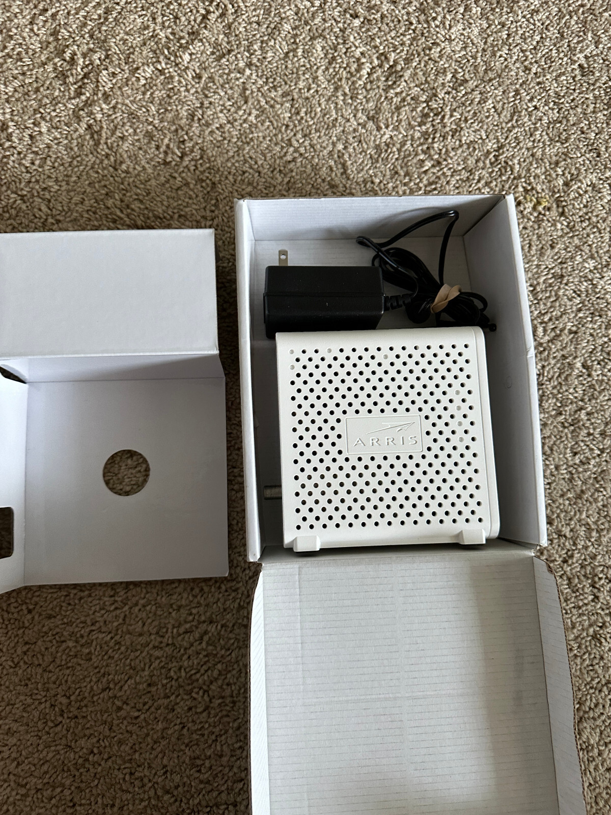 Arris SURFboard SB6183 DOCSIS 3.0 Cable Modem Pre-owned Good Condition In Box