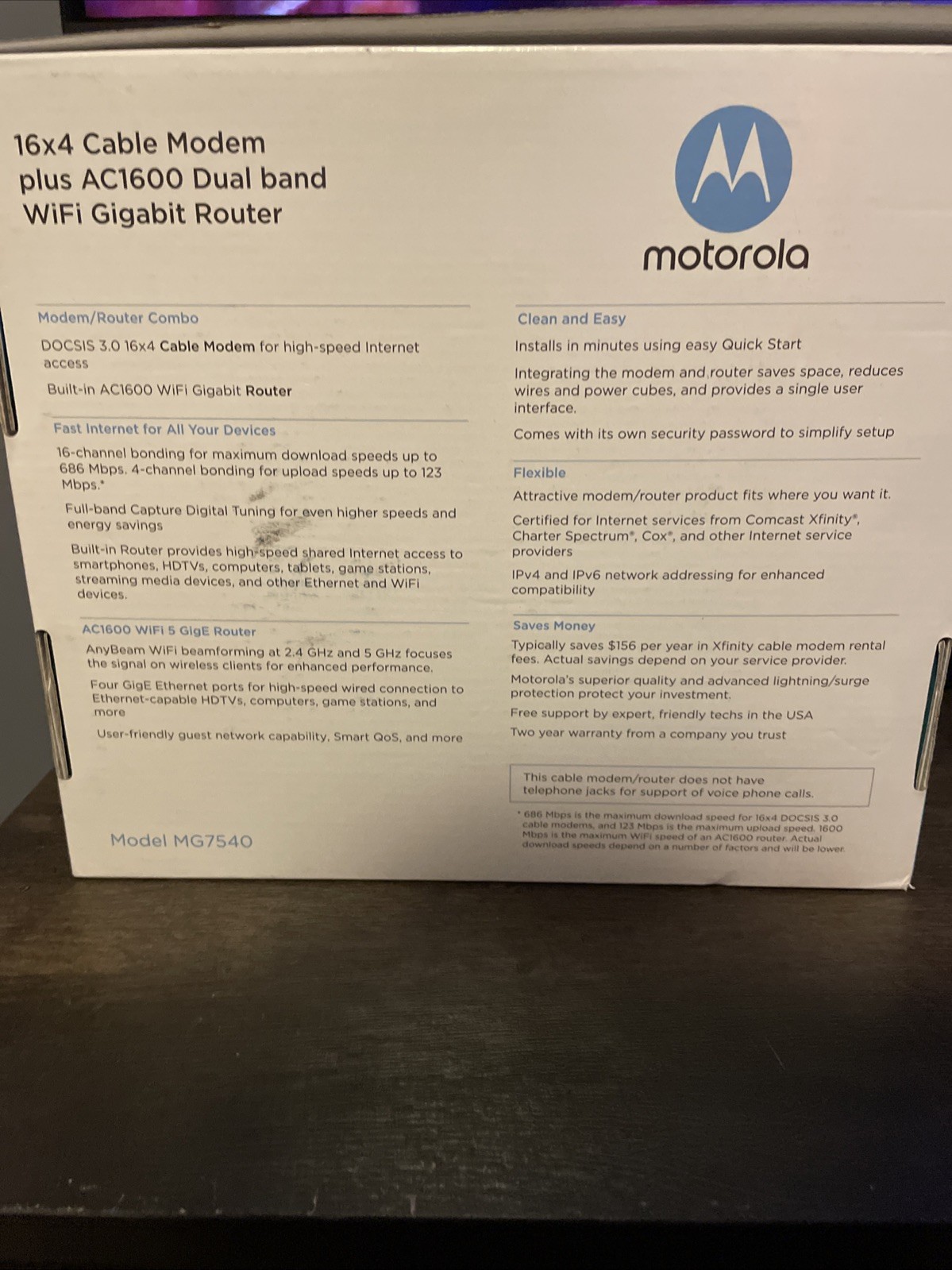 Motorola MG7540-10 16×4 Cable Modem – Black