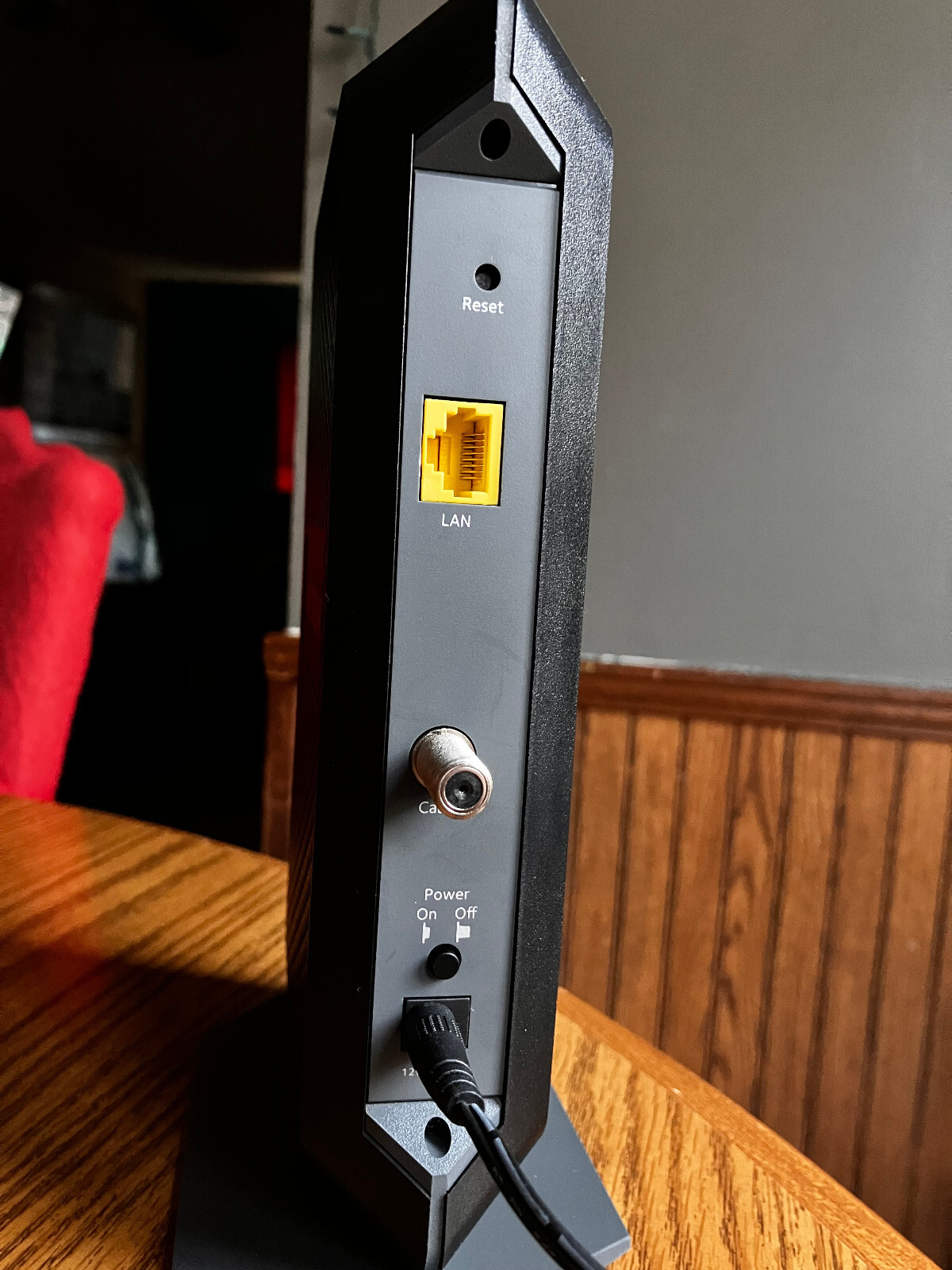 Netgear CM1000v2 docsis 3.1 cable modem, Compatible with: Cox, Comcast/Xfinity