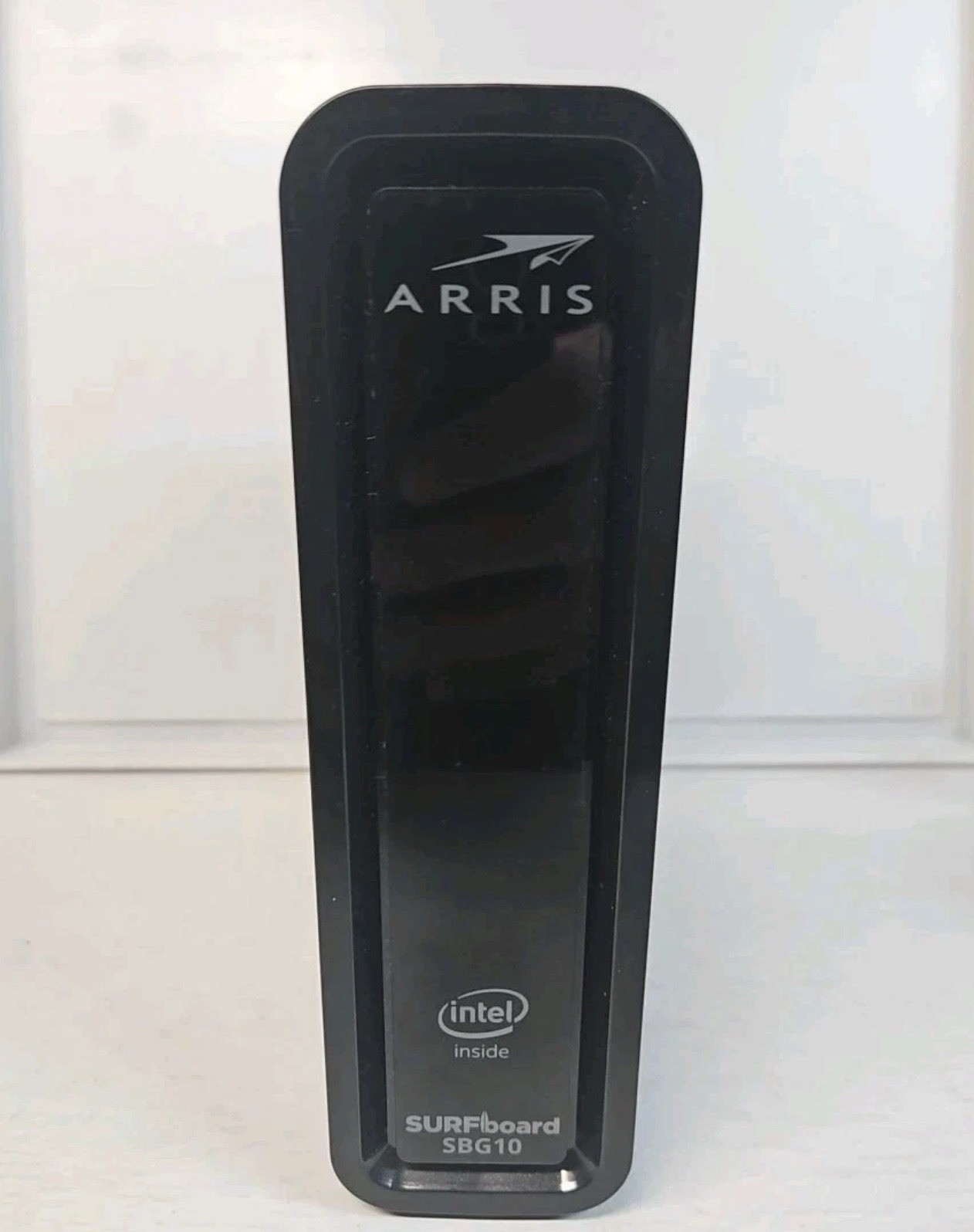 Arris Surfboard 2 Band SBG10 Wi-Fi Internet Cable Router Modem 2.4 and 5 ghz