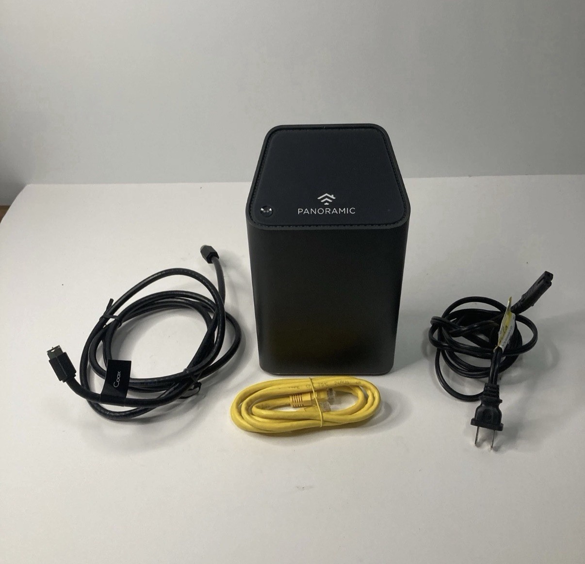 Cox Panoramic Cable Modem WIFI Gateway Modem &Router CGM414X With Power Cord