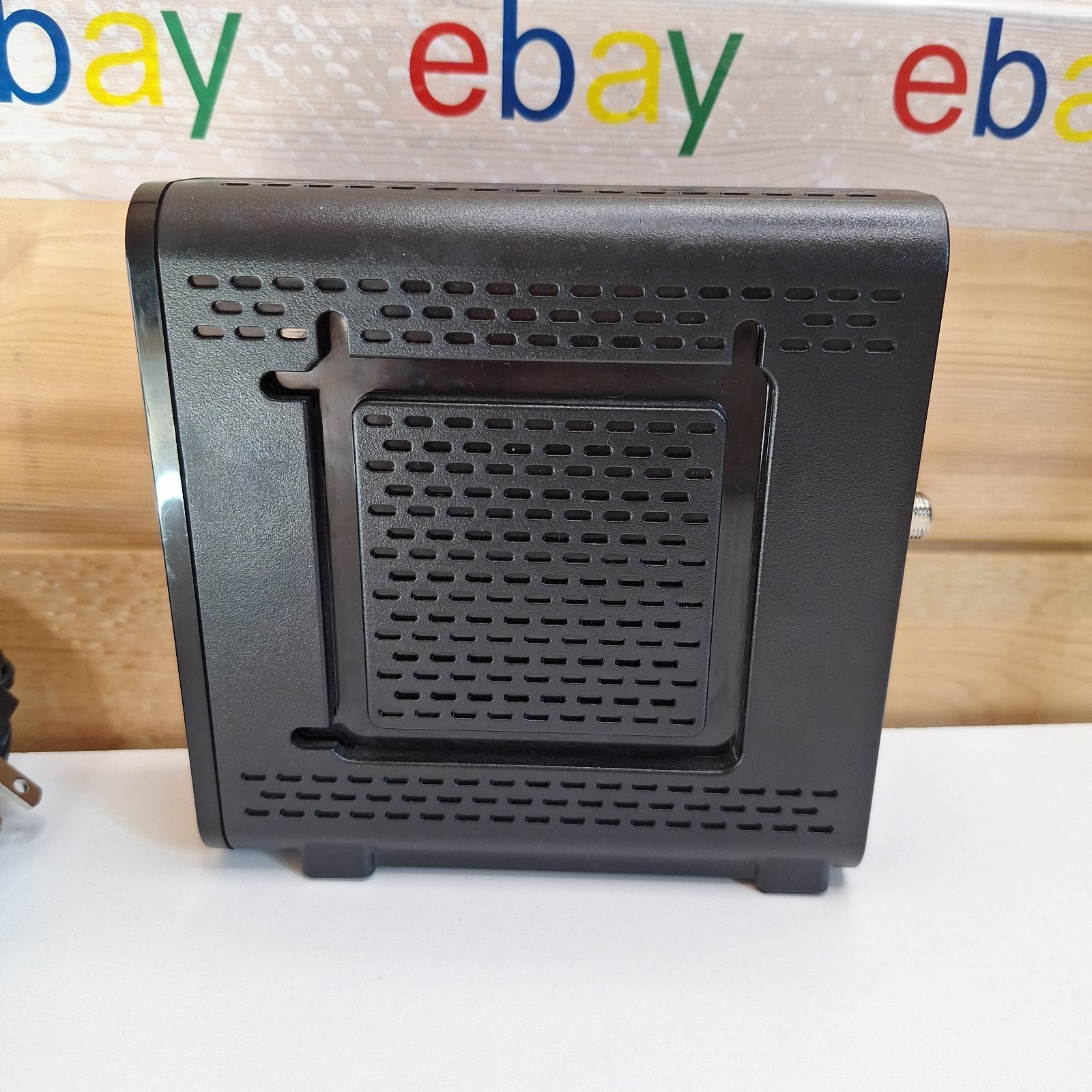 Motorola Surfboard SB6121 WiFi Cable Modem Black (575186-017-00) TESTED