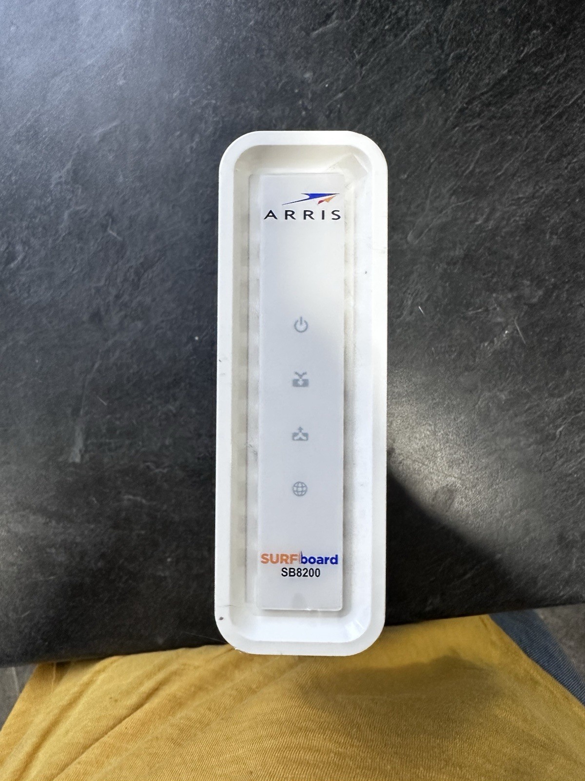 ARRIS SB8200 10 Gbps 2 Port Cable Modem