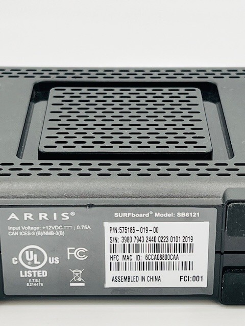 ARRIS Surfboard model SB6121 DOCSIS® 3.0 Cable modem ultra-broadband. No Cord