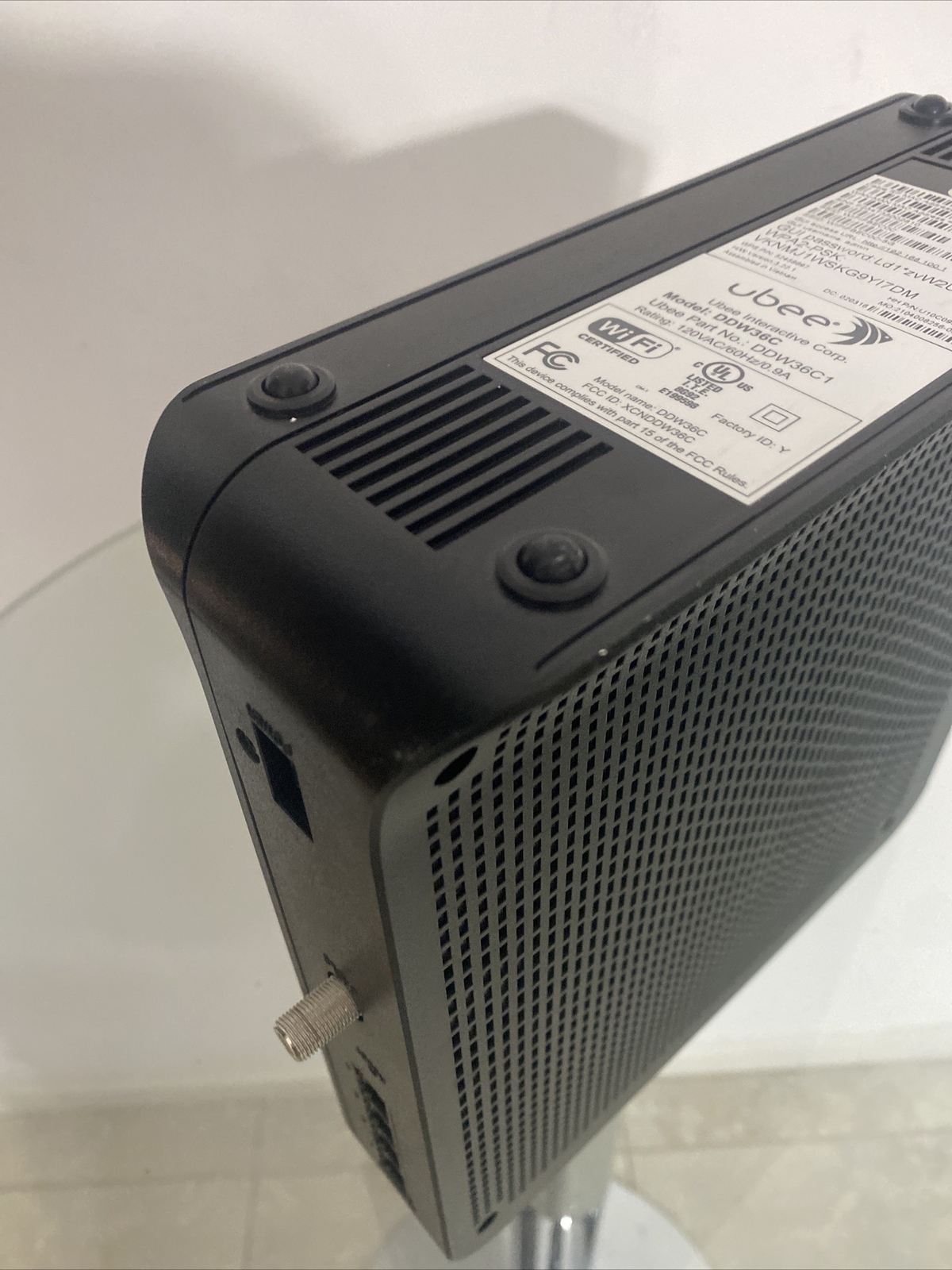 Ubee DDW36C Wireless Cable Modem Router – Black – Free Shipping