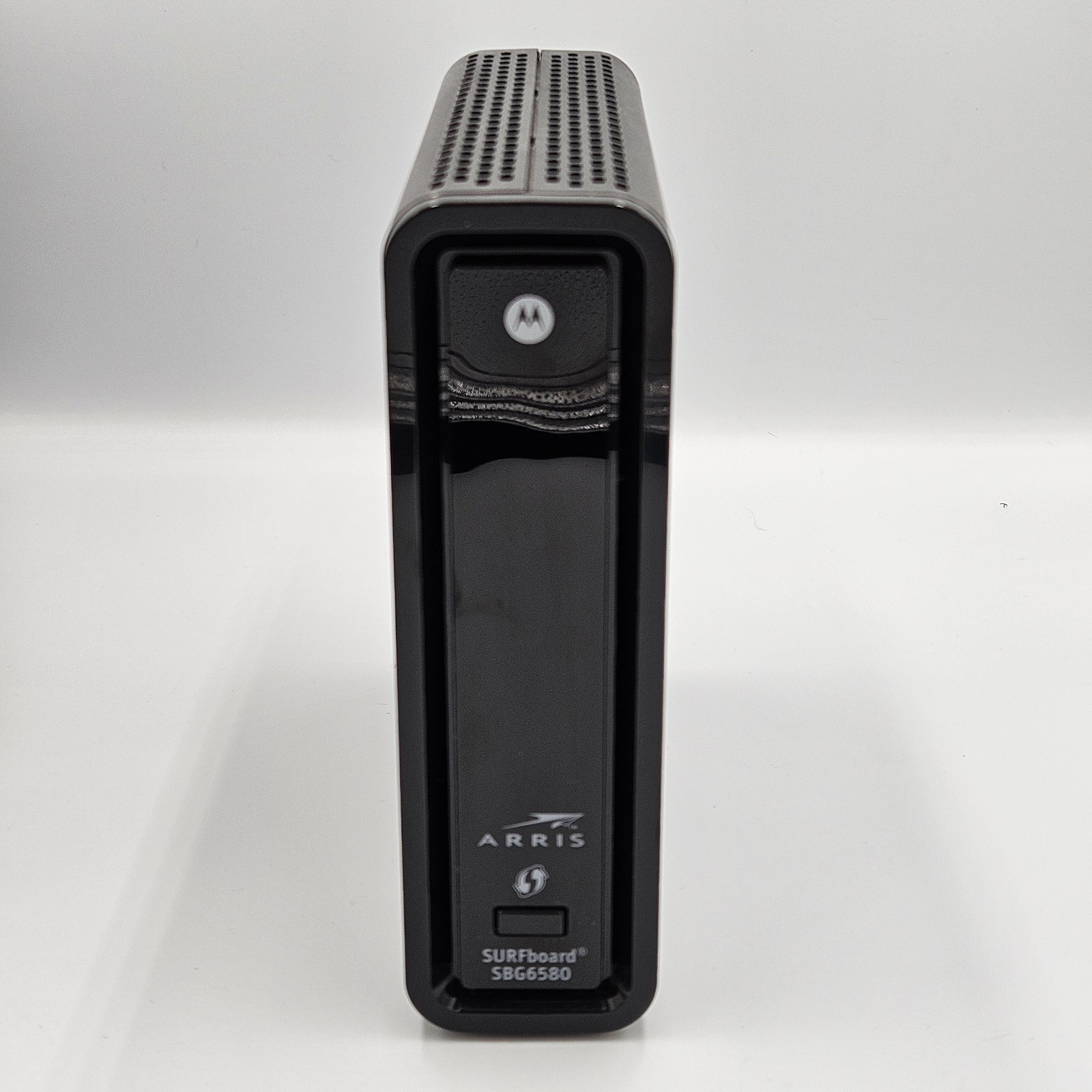 Motorola ARRIS SURFboard SBG6580 DOCSIS 3.0 Cable Modem and Wi-Fi Router N300