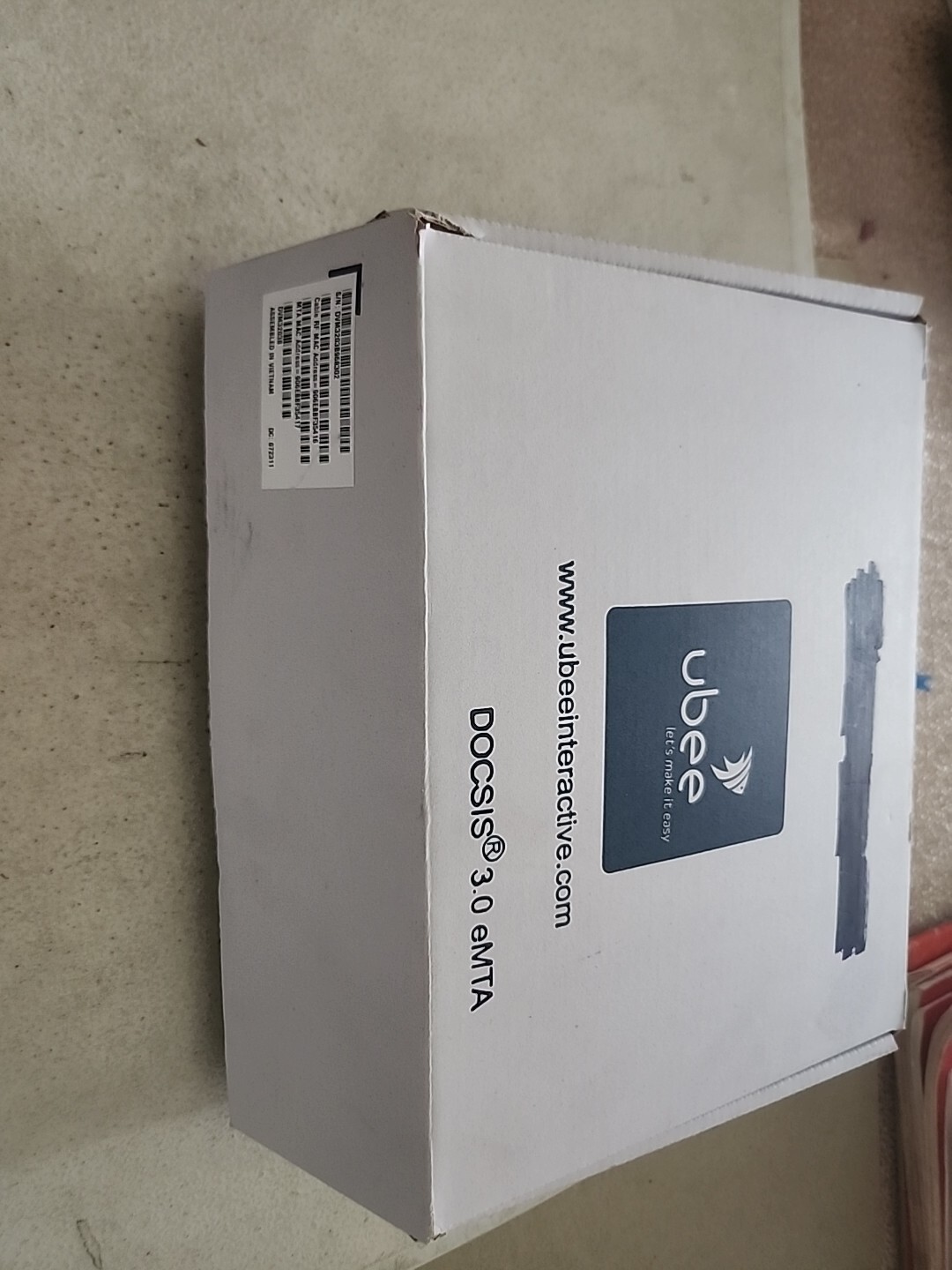 Ubee DVM3203B Voice Cable Modem Docsis 3.0 eMTA