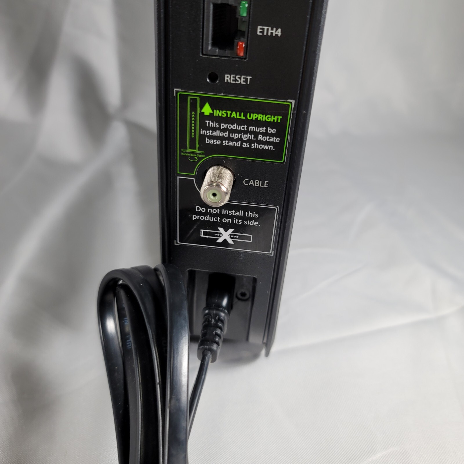 Ubee | DVW32CB | Advanced Wireless Voice Gateway Modem & Router.