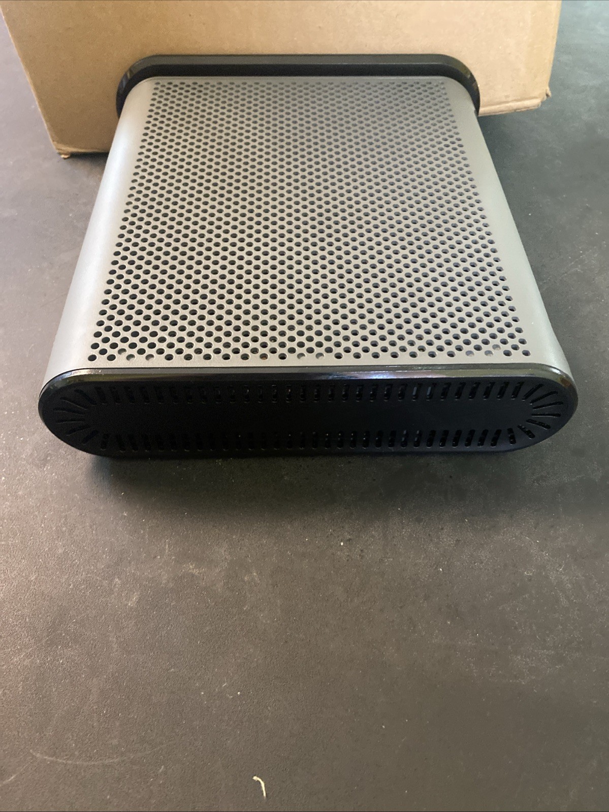 Motorola BG7550 16×4 Combo Dual Band High Speed Cable Modem WiFi Router