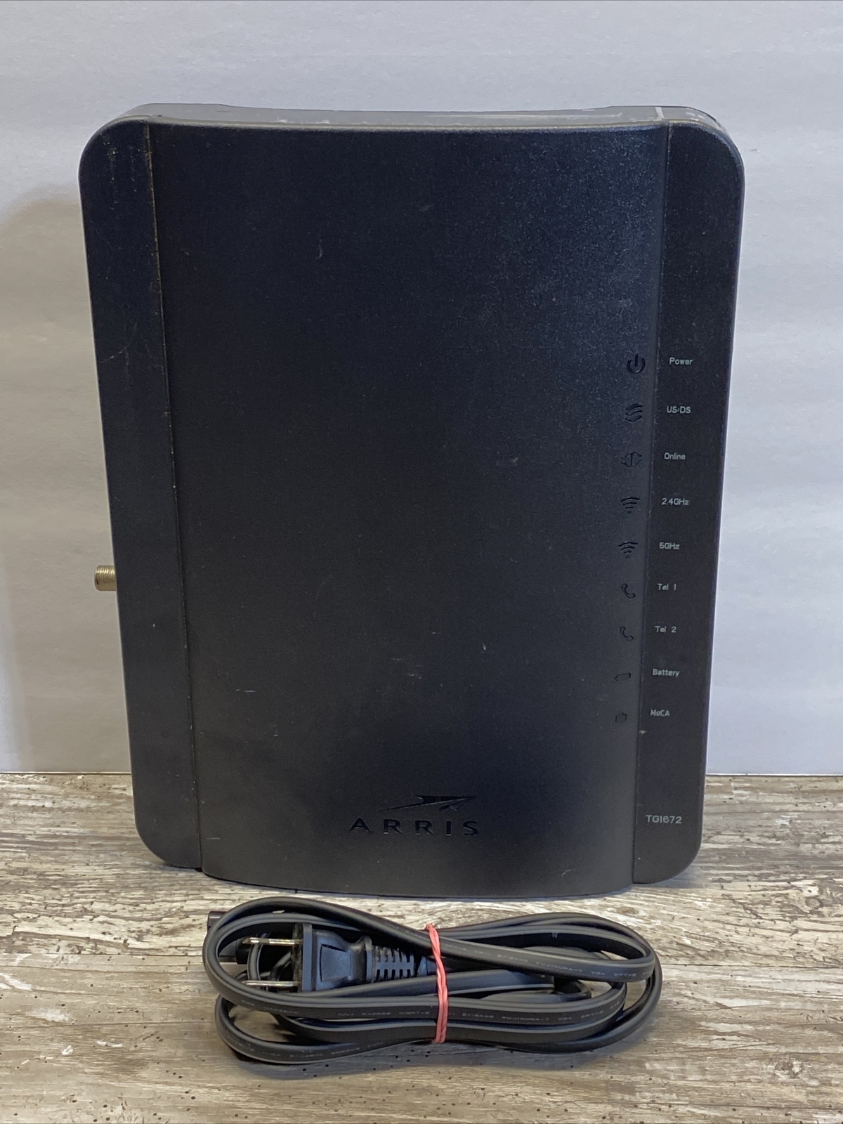 Arris TG1672G Touchstone Telephony Gateway WIFI (2.5GHz – 5.0GHz) 4 Port Modem