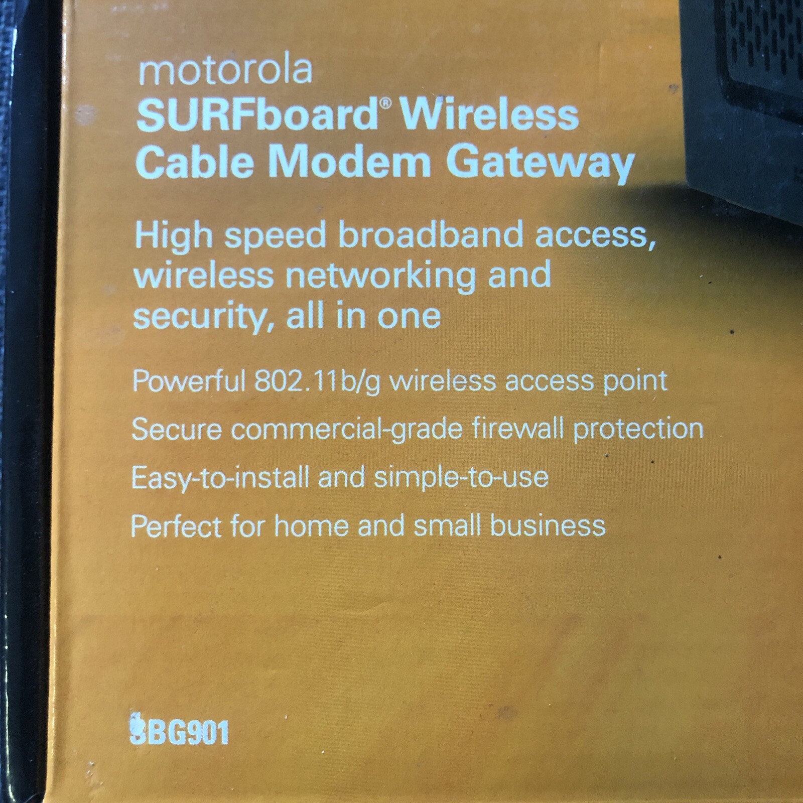 Motorola SURFboard Wireless Cable Modem Gateway SBG901 30.72 Mbps