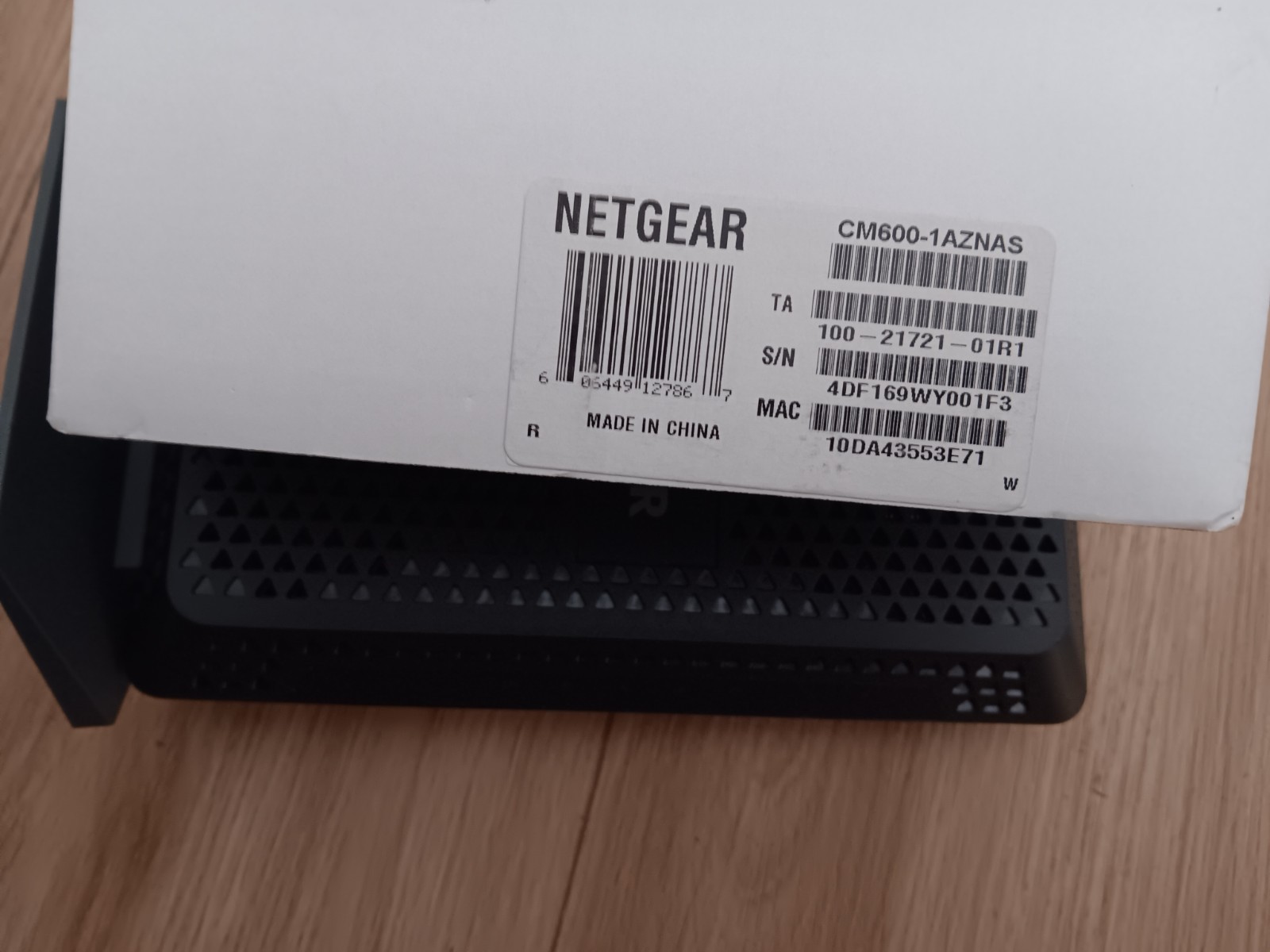 NETGEAR CM600 DOCSIS 3.0 Cable Modem 960 Mbps IPv6 1x RJ-45 Black