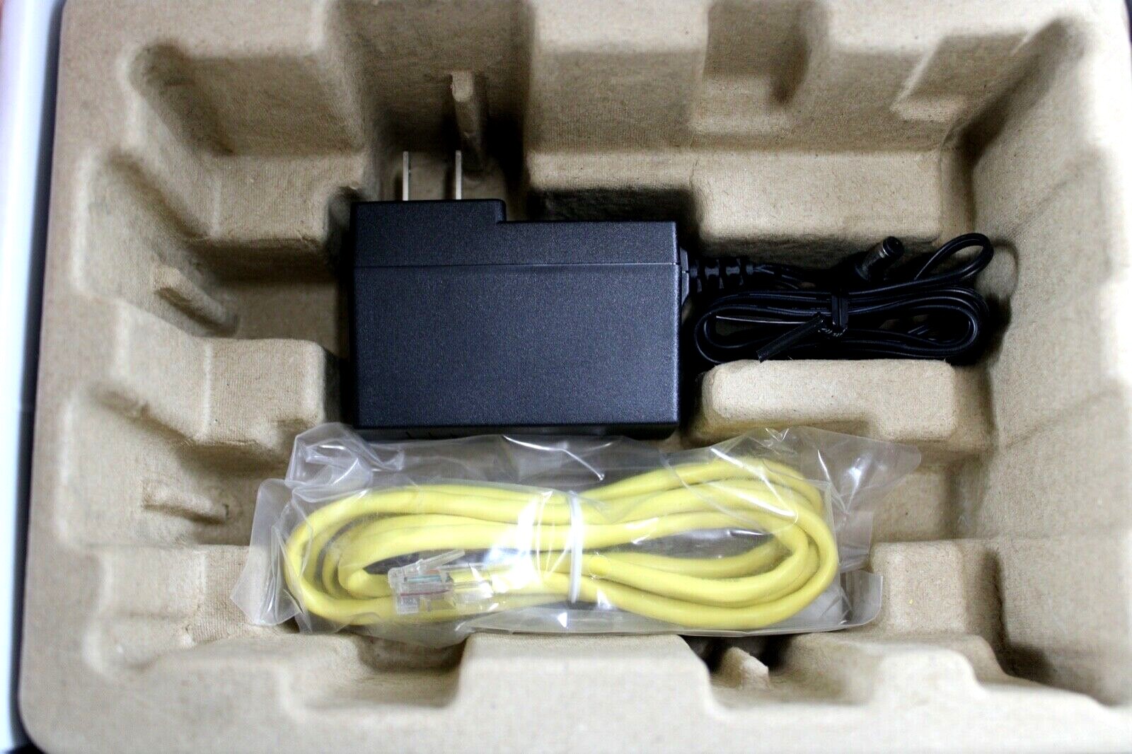 Asus CM-16 DOCSIS 3.0 Cable Modem Gigabit LAN 686Mbps w Power Cord & Ethernet