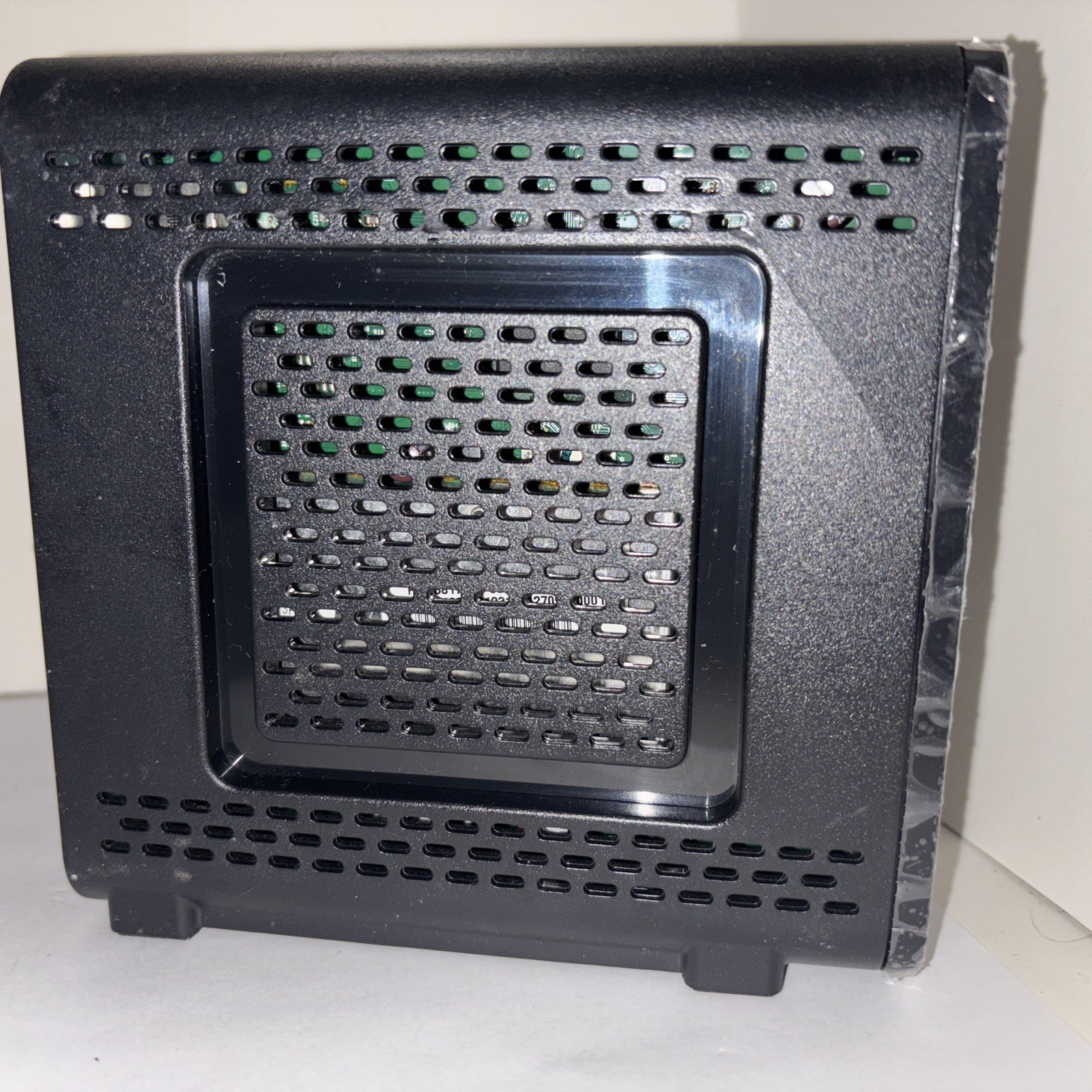 Motorola SURFboard (SB6141) 300 Mbps Modem
