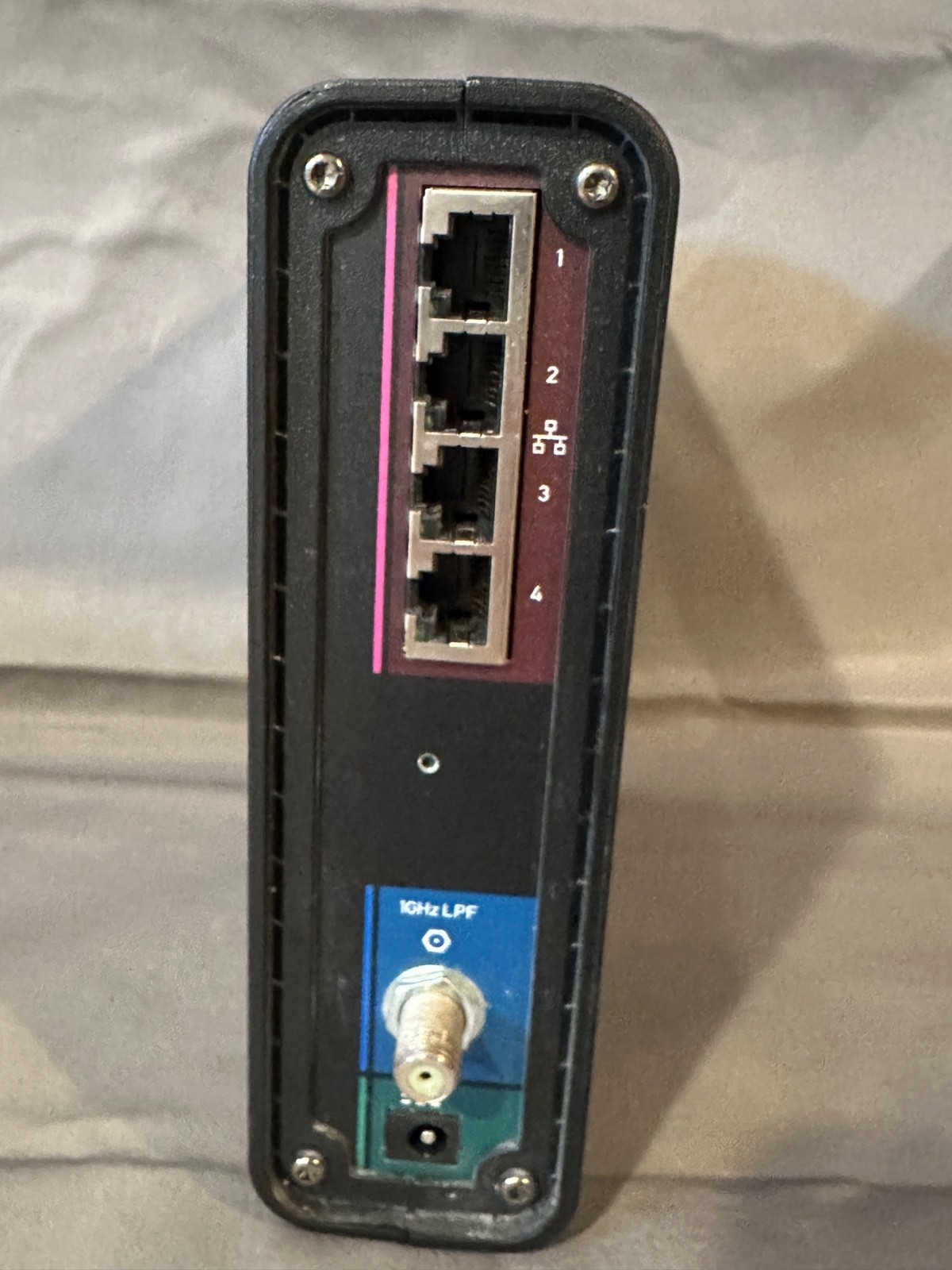 ARRIS SURFboard SBG6580-2 DOCSIS 3.0 Cable Modem/ Wi-Fi N600 N300 2.4Ghz + N300