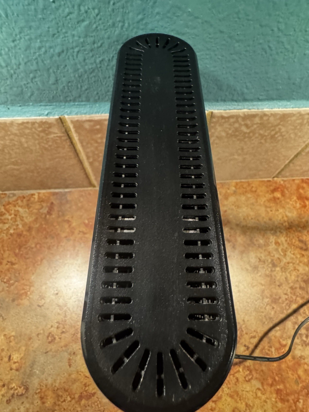 Motorola MG7700 Cable Modem AC1900 Dual Band Gigabit WiFi Router DOCSIS 3.0