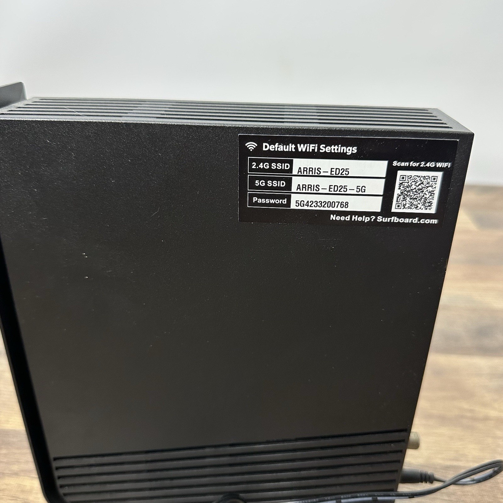 ARRIS SURFboard SBG7600AC2 DOCSIS 3.0 Dual-Band WiFi Modem Router 32×8