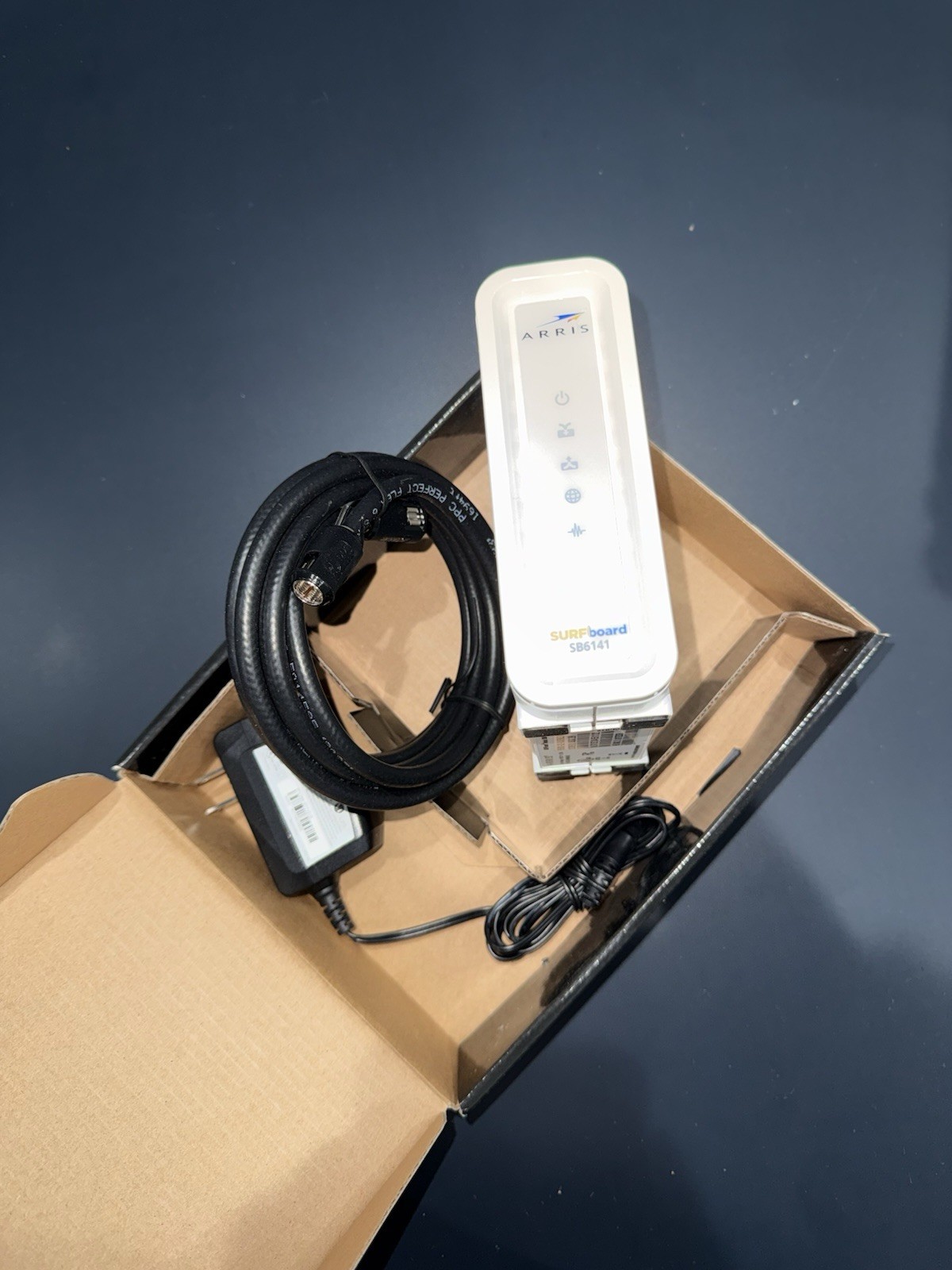 Arris Surfboard SB6141