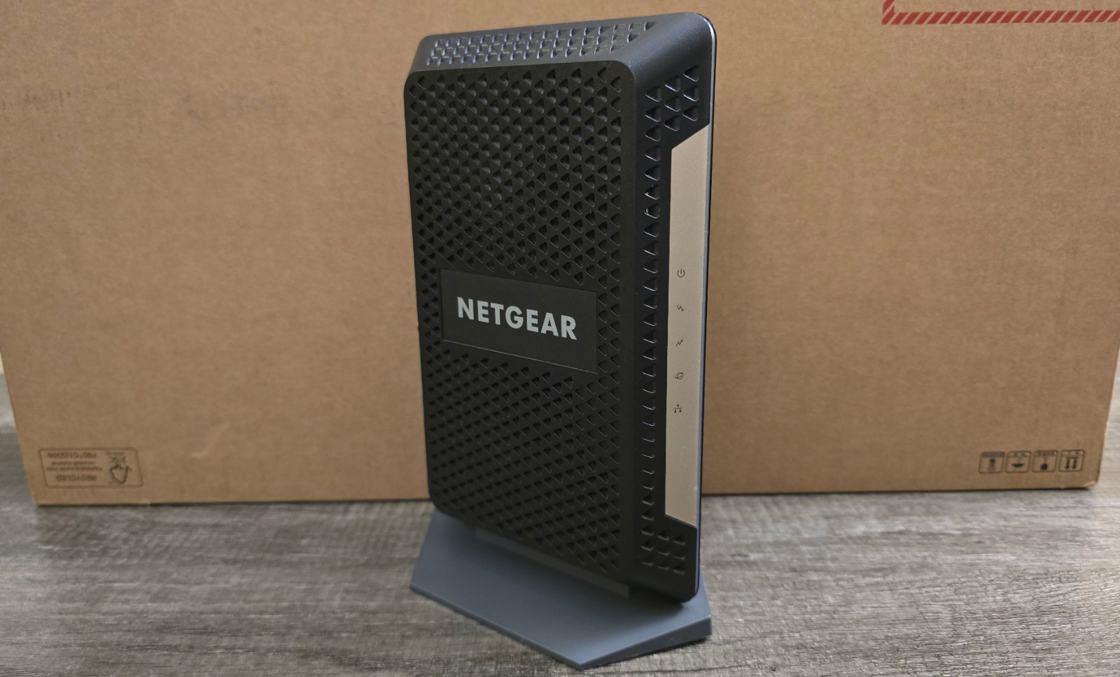 NETGEAR CM1000v2 Wired-Ethernet (RJ-45) Cable – (Black)