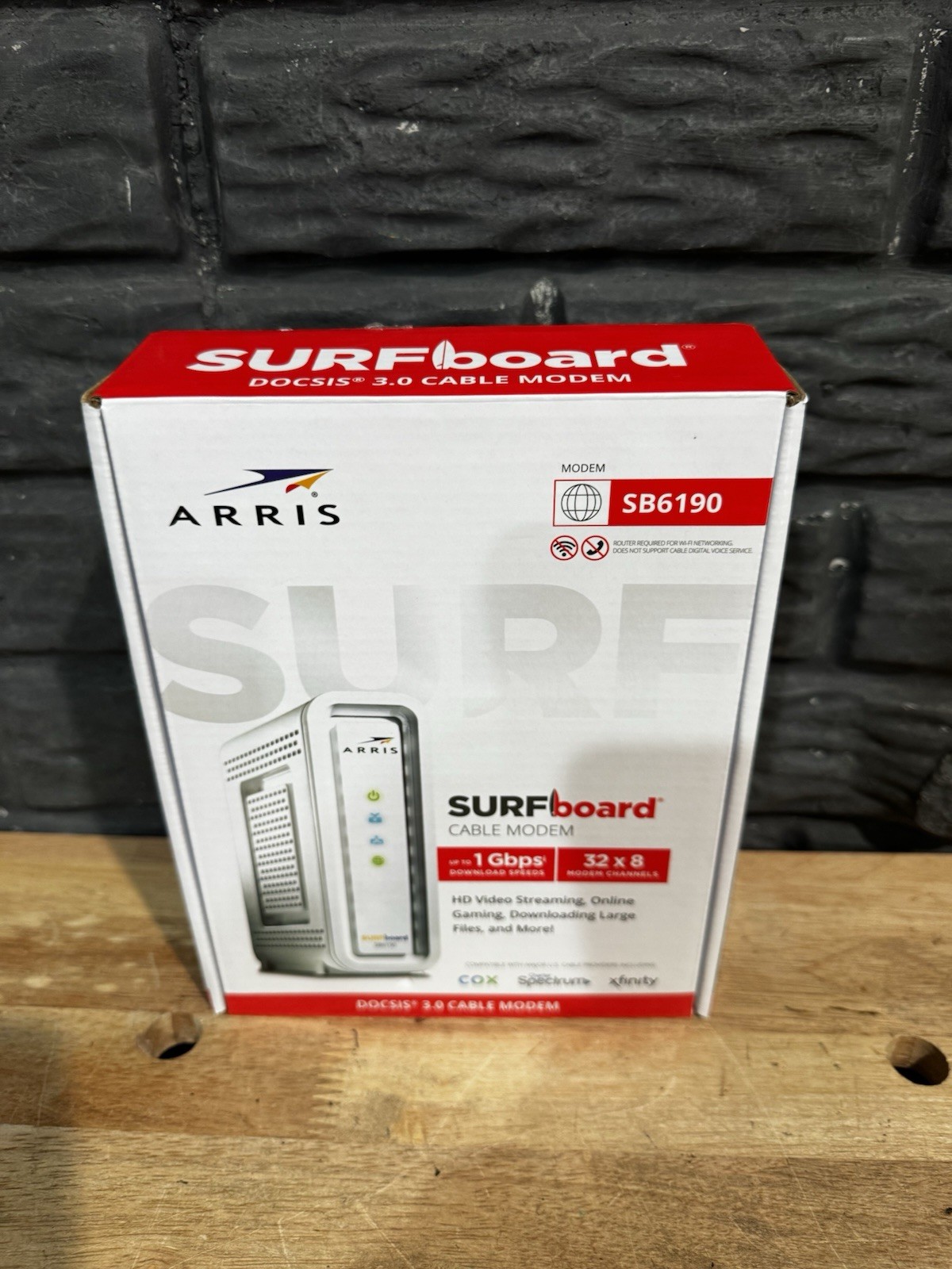 ARRIS SURFboard SB6190 DOCSIS 3.0 32 x 8 Gigabit Cable Modem (OPEN BOX)