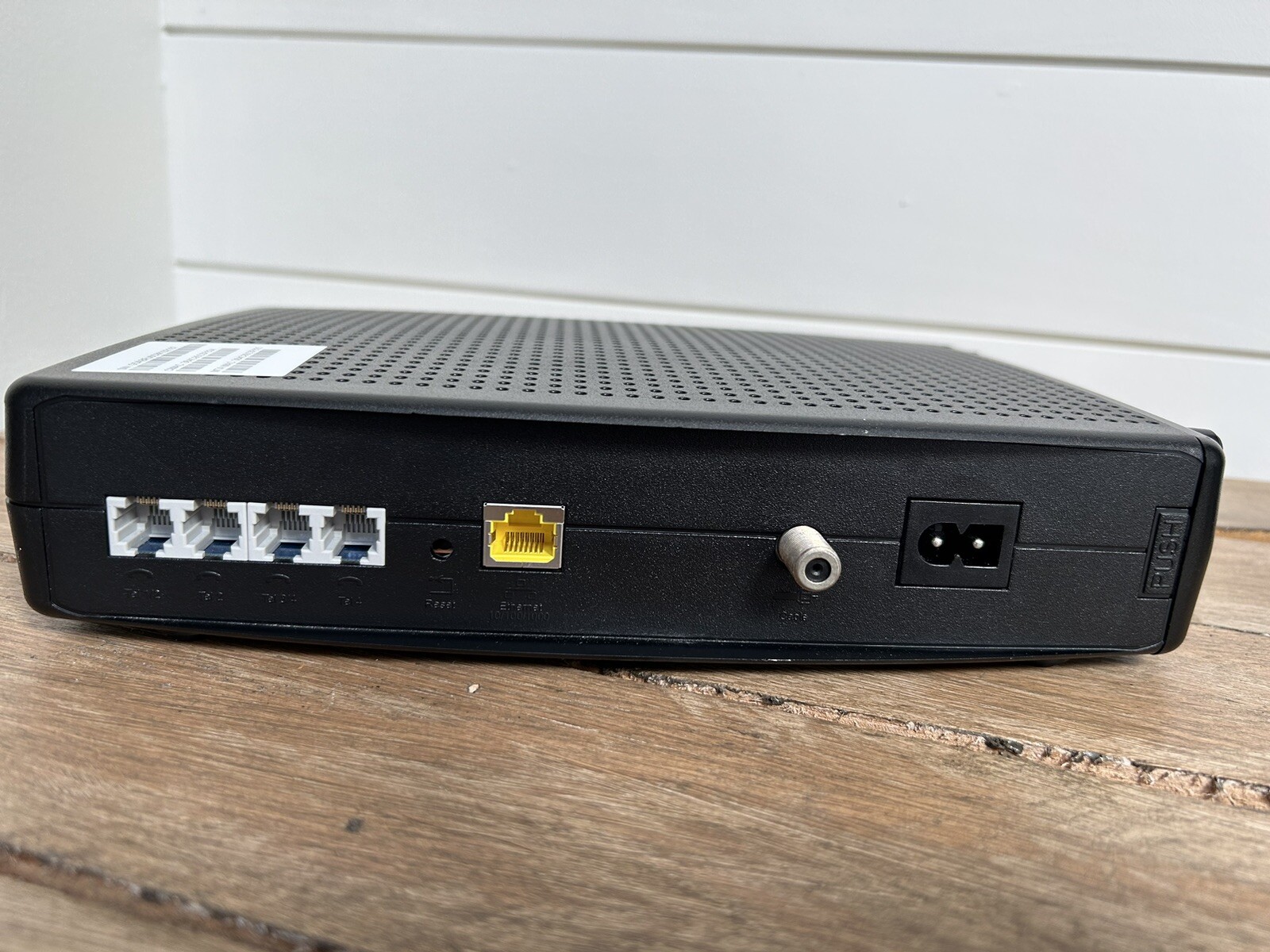 ARRIS Touchstone TM804G / CT DOCSIS 3.0 Internet & Telephone Telephony Modem
