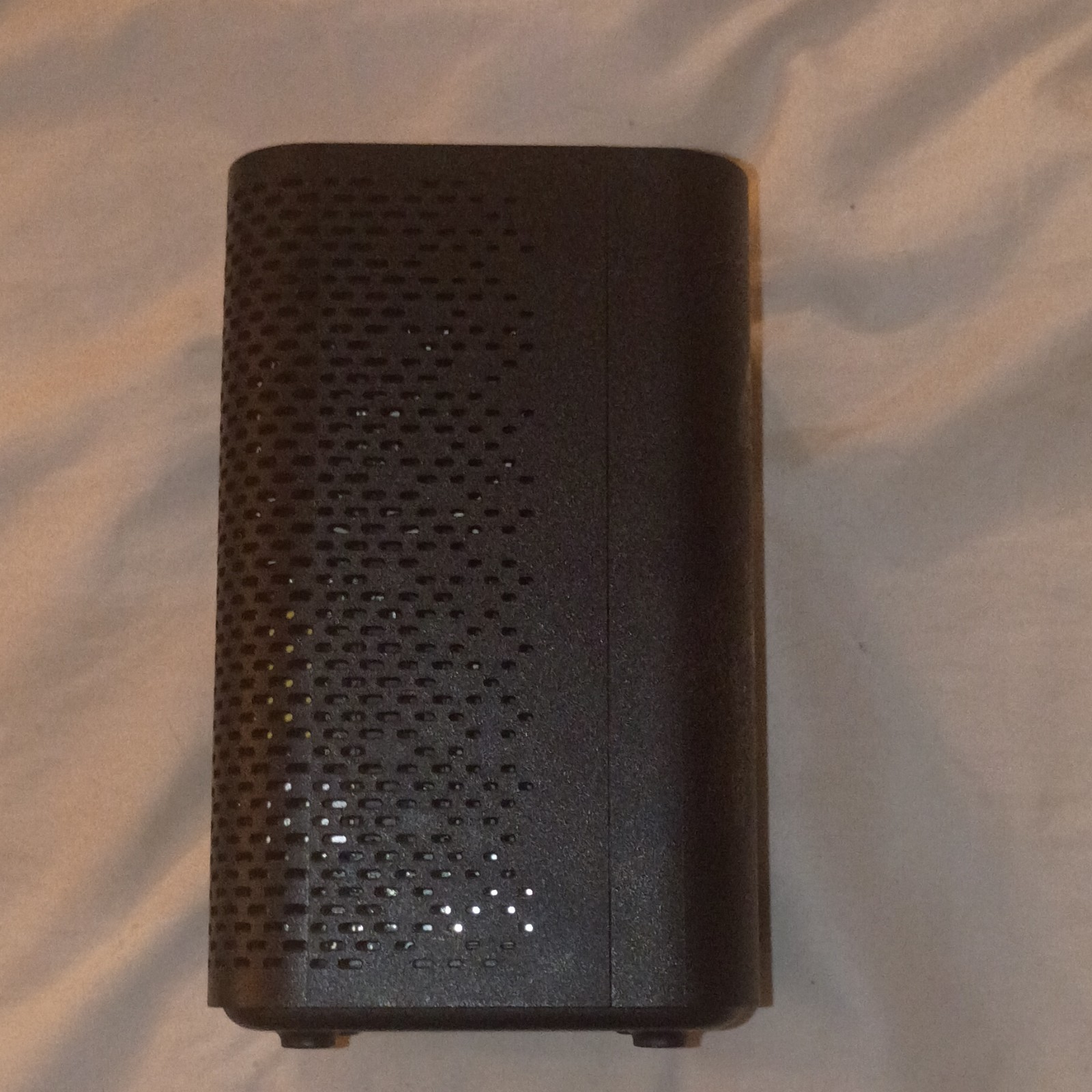 NETGEAR Orbi CBR40 DOCSIS 3.0 Cable Modem WiFi Router 1.9Gbps Black