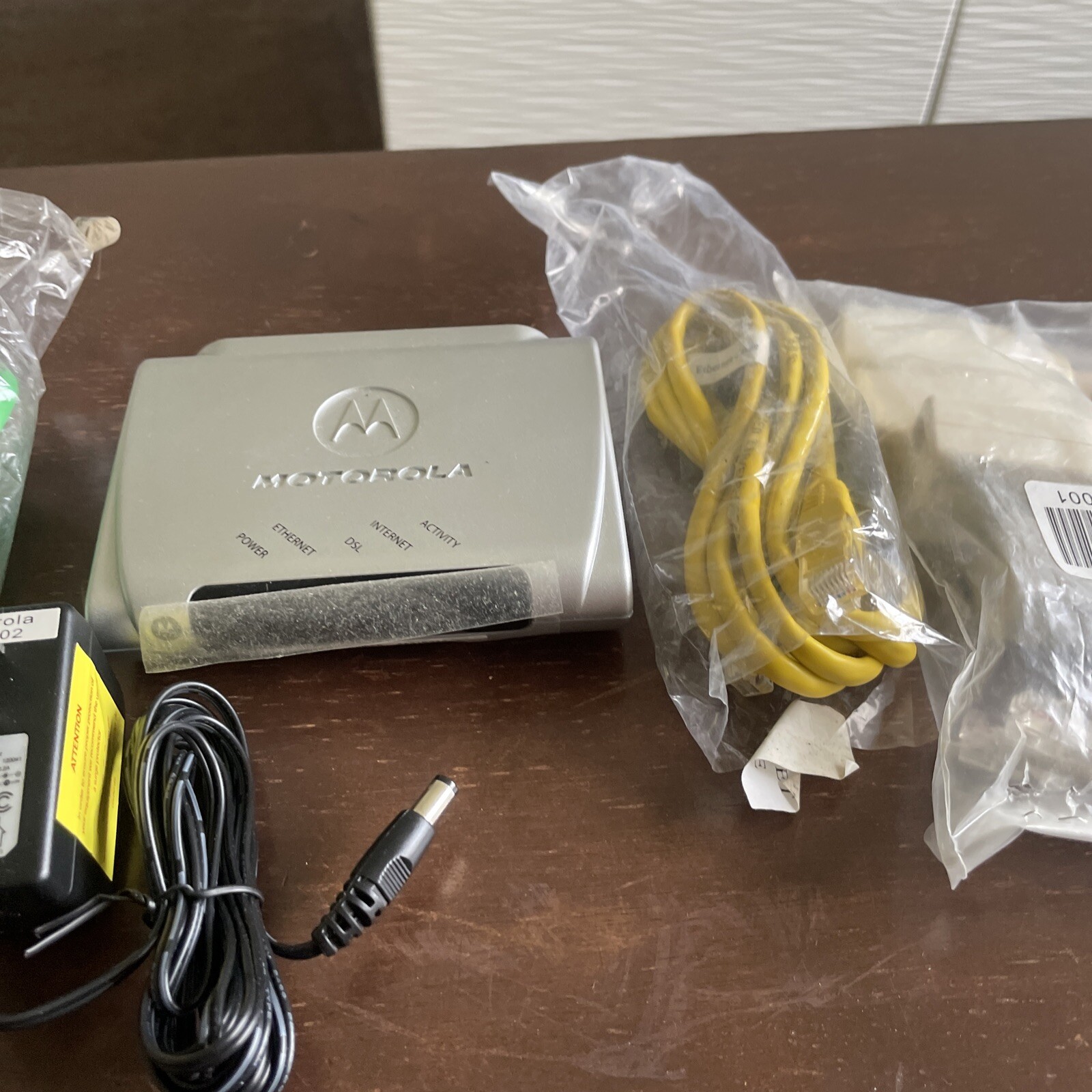 Motorola 2210-02-1006 High Speed Internet DSL Modem, Power Supply Adapter