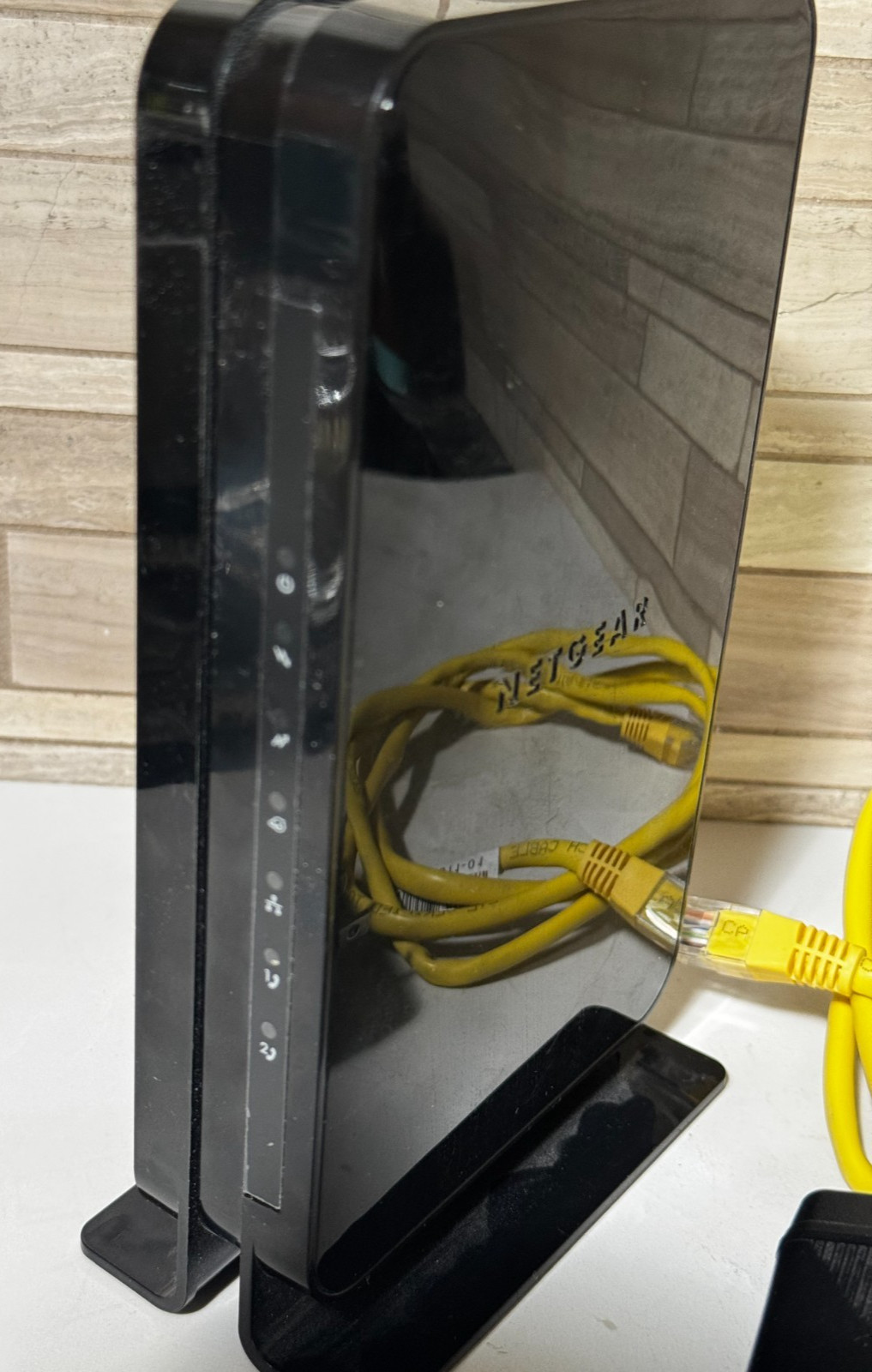 New NETGEAR CM500V Cable Modem for Internet & Voice 680mbps