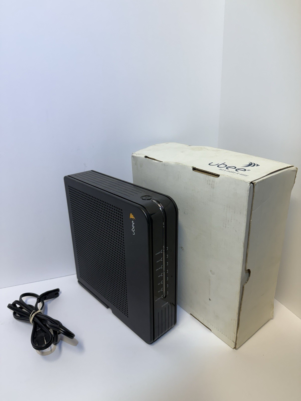 Ubee DVW326B Docsis 3.0 Telephony Modem Gateway WiFi W/Power Cord UNTESTED