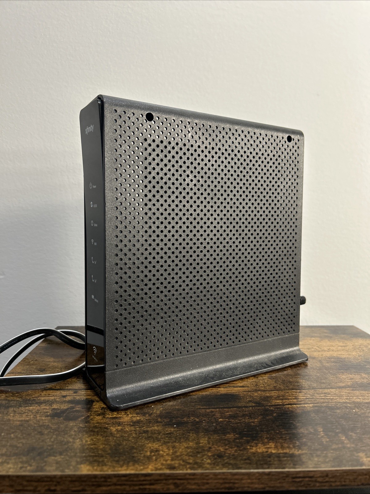 Xfinity Arris Model TG862G/CT Cable Modem and WiFi Router